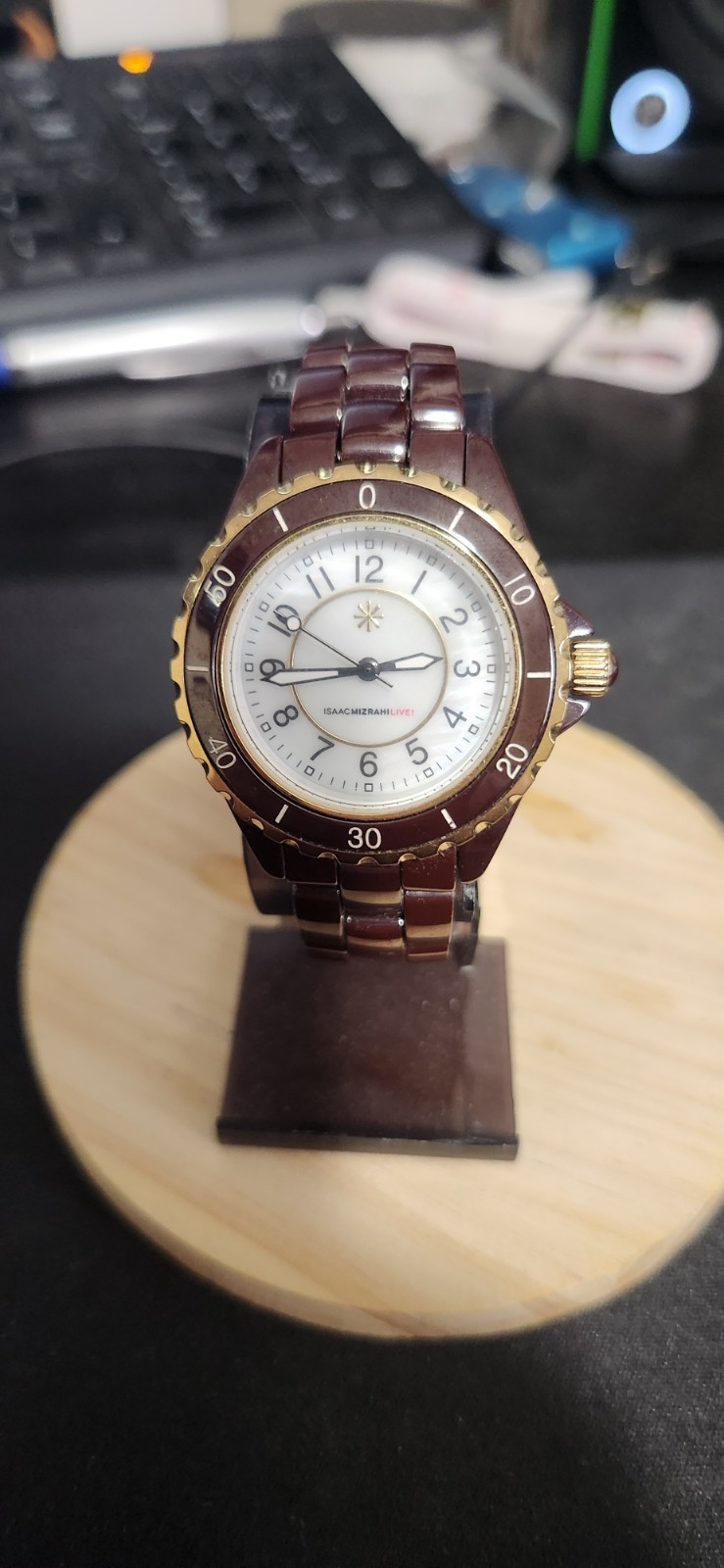 Women’s Isaac Mizrahi Live Ceramic Watch 35mm case 5-1/2″ bracelet