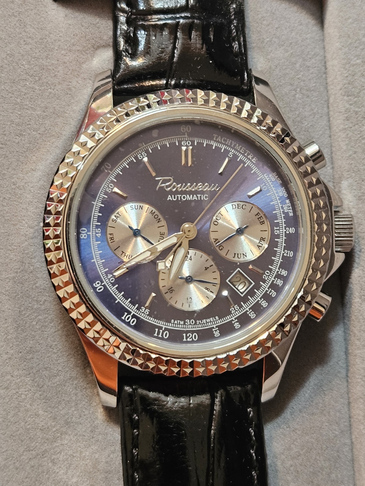 Rousseau Men’s Automatic Watch Rhapsody Blue Day Date Month NOS