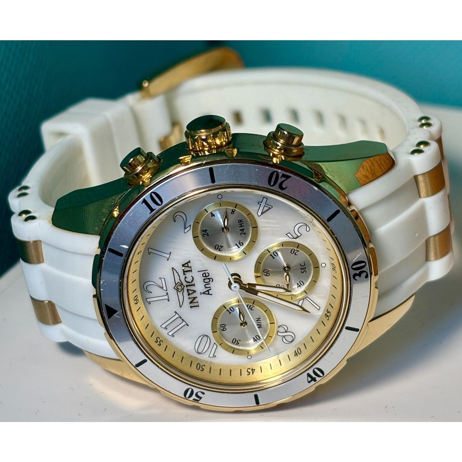 Stuning Invicta Angel 24901 Chronograph Ladies Watch