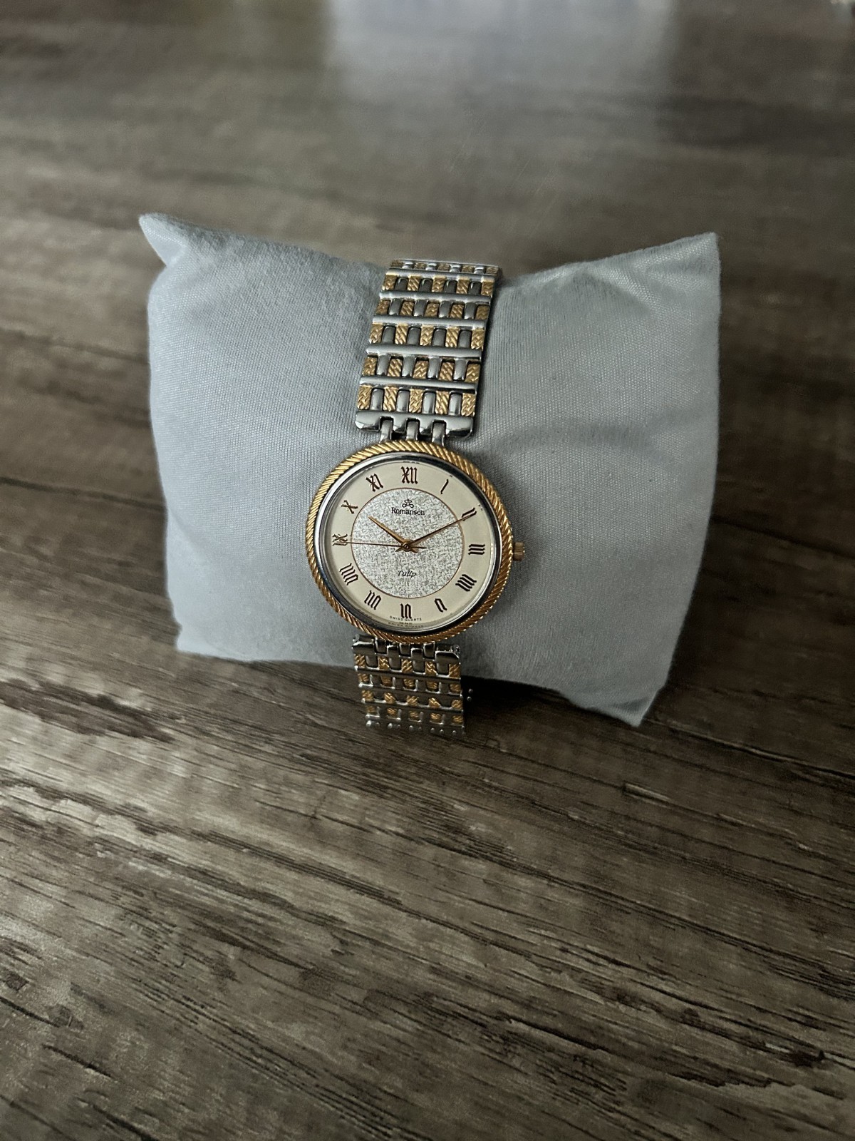 Romanson Swiss Quartz Watch – 22K Gold-Plated, Roman Dial, NOS