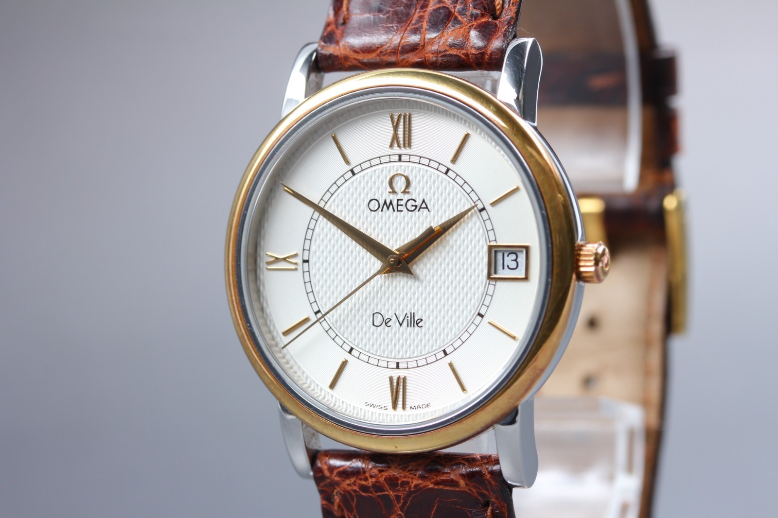 Vintage [NEAR MINT] OMEGA DE VILLE Prestige 196.2532 Cal.1532 Quartz Mens Watch