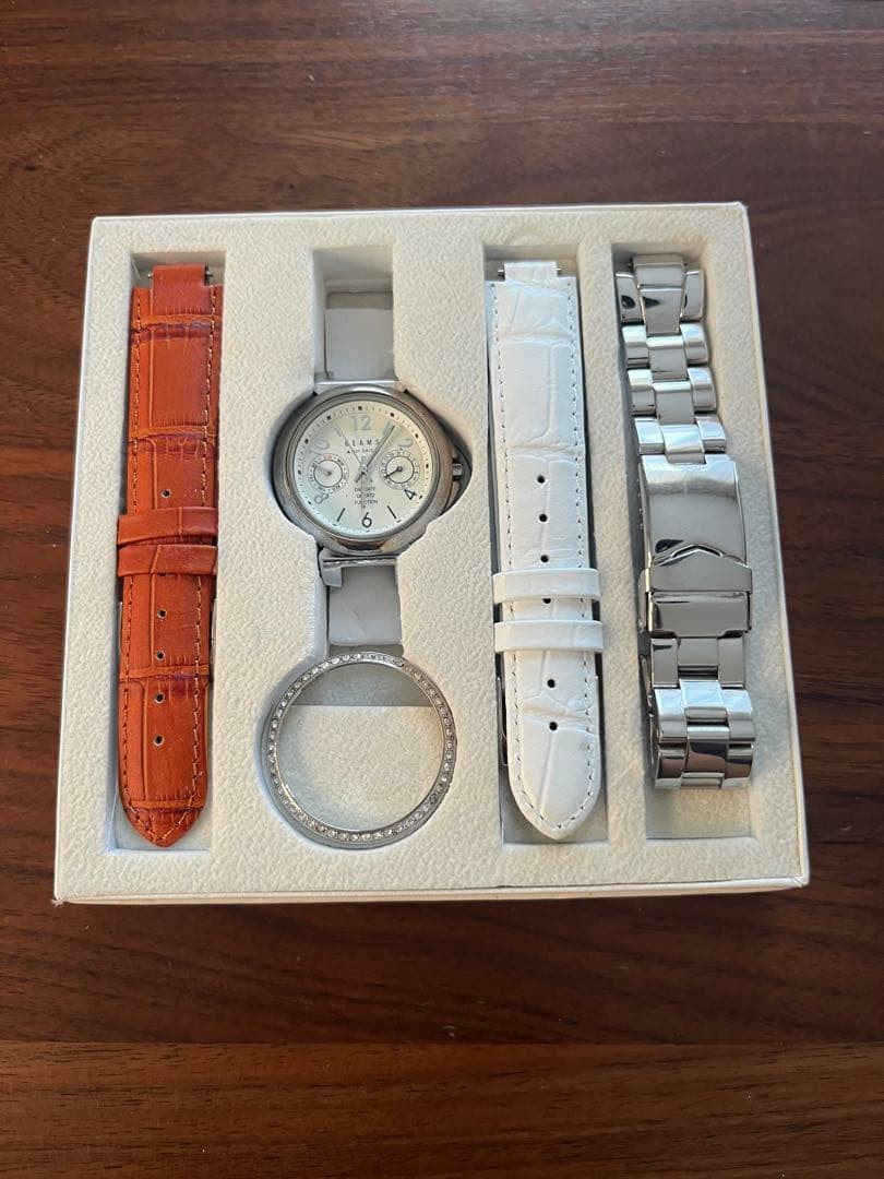 BEAMS Chronograph Watch White Dial Strap