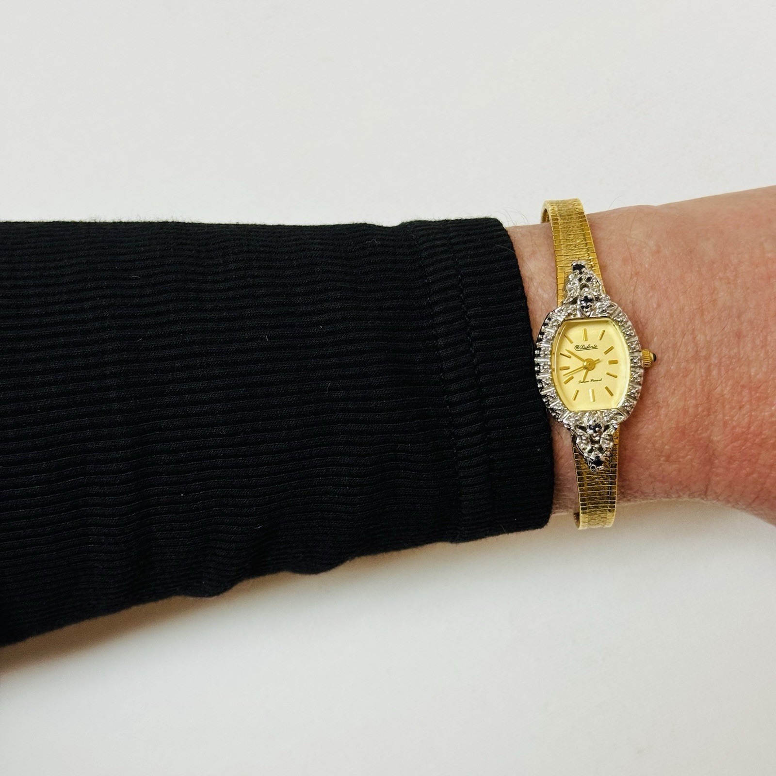 Vintage Dufonte Lucien Piccard Sapphires Women’s Gold Plated Watch 72014S