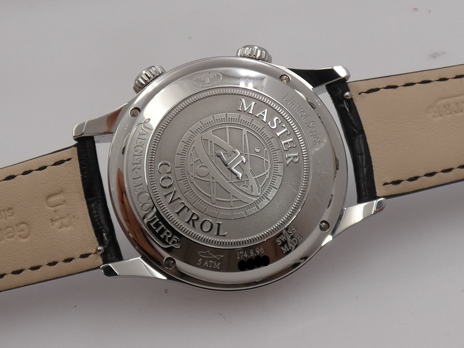 JAEGER-LECOULTRE MASTER MEMOVOX INTERNATIONAL ALARM Q1418471 WITH PAPERS ‘2014