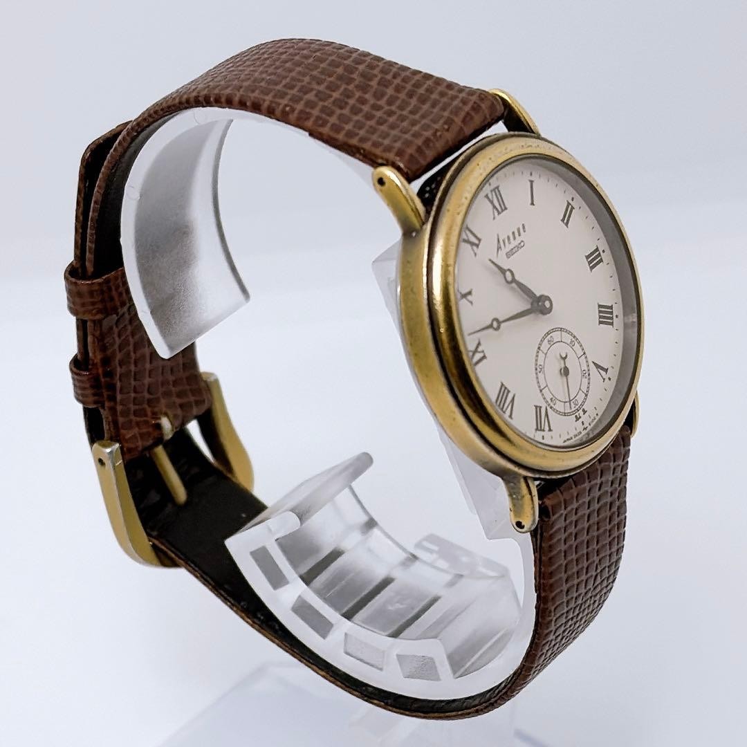 Seiko 2K23-6040 Avenue Small Second Quartz Wrist 15.5-19.5cm Watch