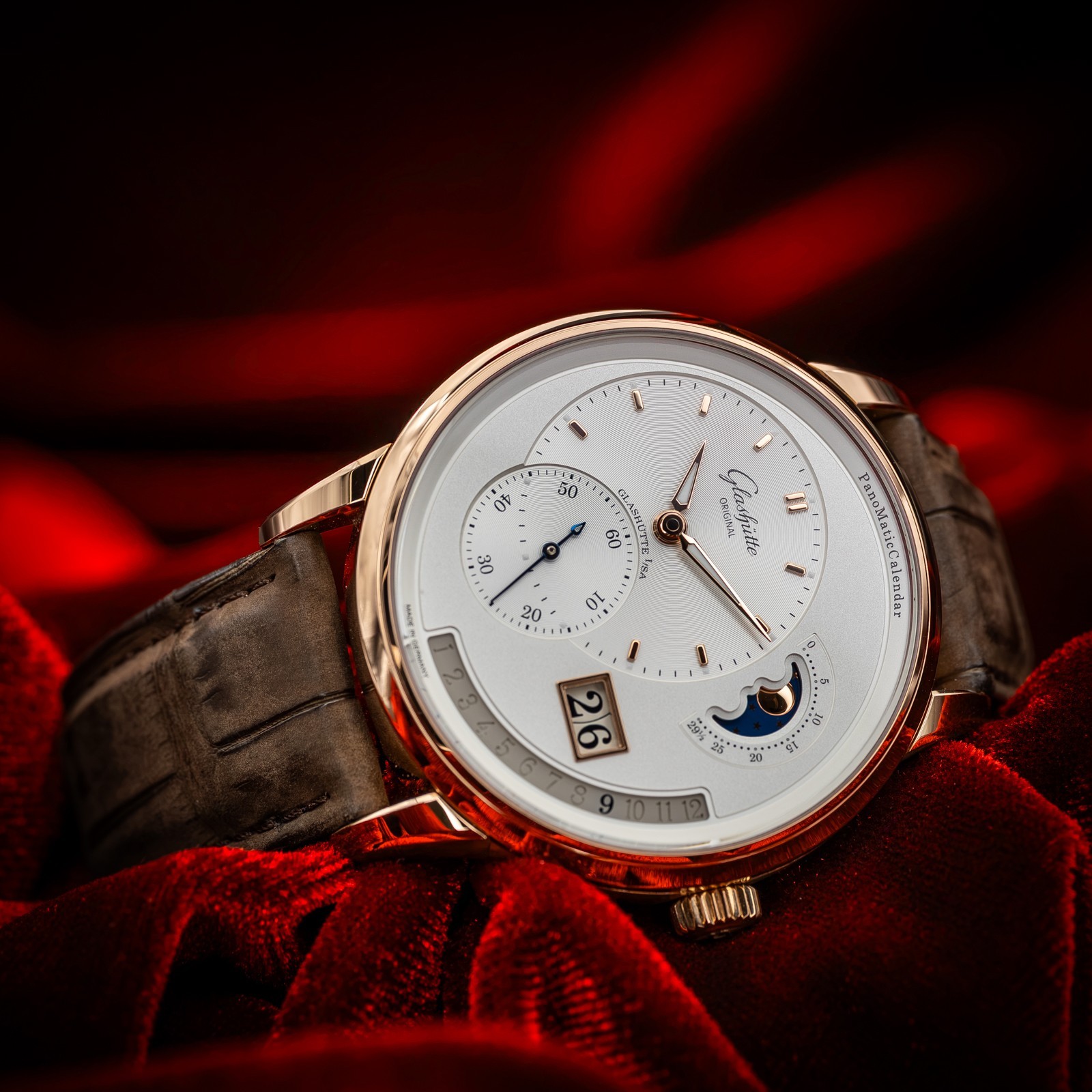 Glashutte Original PanoMatic Calendar 18K Red Gold Silver Dial 42mm Complete Set