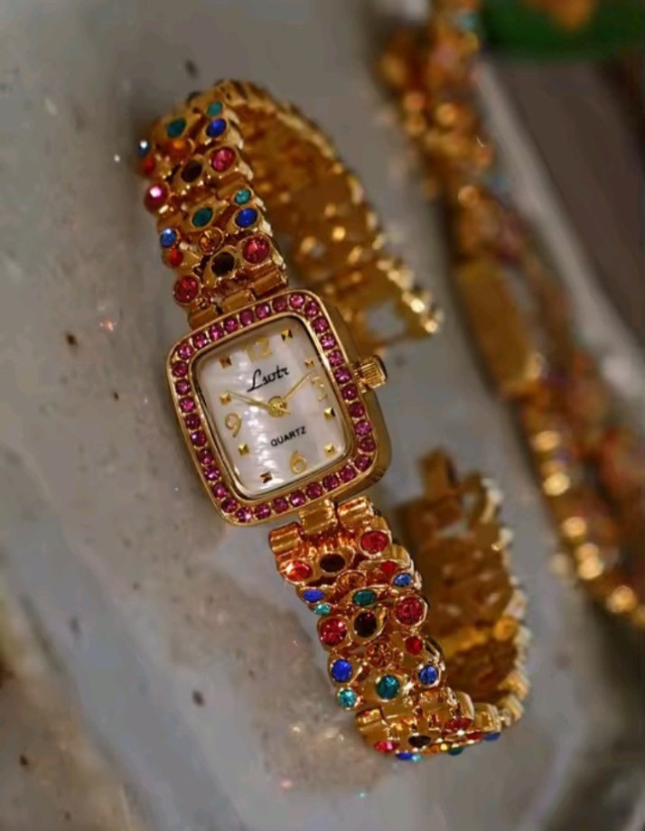 Women’s Luxury Colorful Rhinestone Square Quartz Watch Gold Bracelet Wristwatch