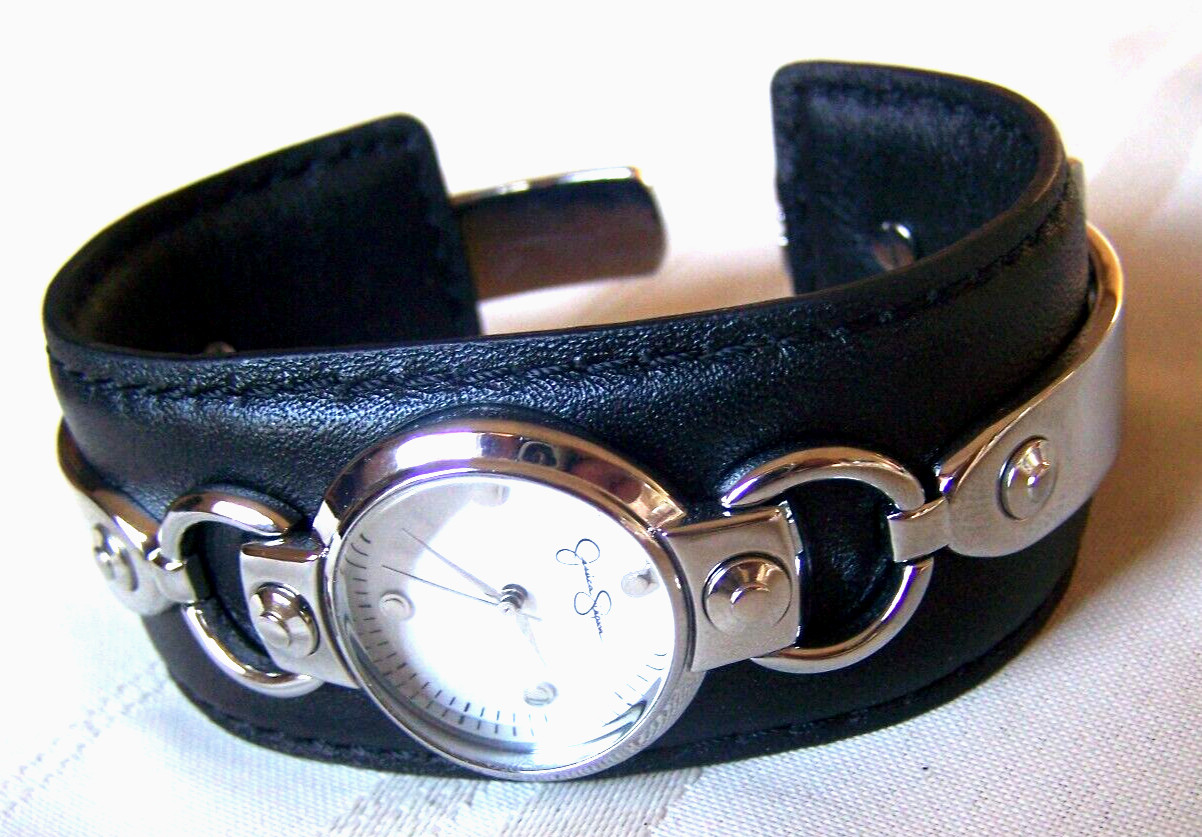 Jessica Simpson Women’s jso27b Leather Metal Wrap Buckle Band Wristwatch Sharp 1