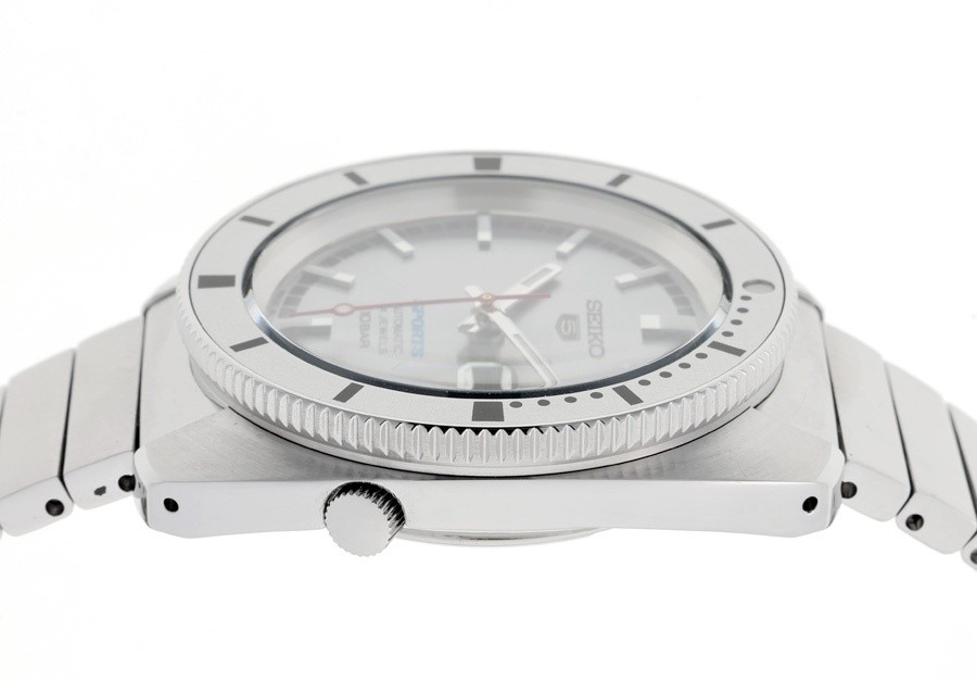 Seiko 5 Sports SBSA269 / 4R36-16C0 Silver Automatic Used – Arrival