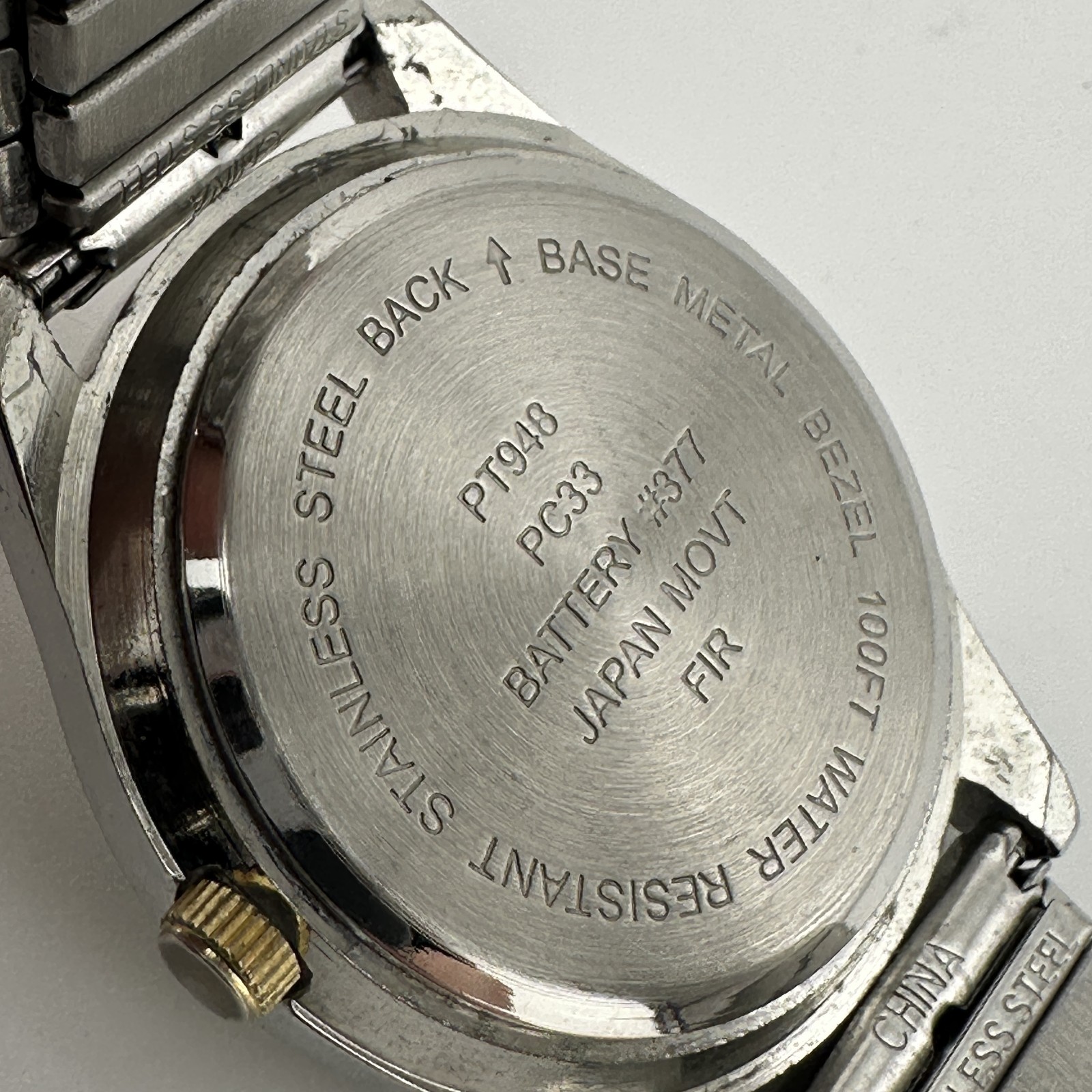 Mens Stainless Steel Watch 36mm Day Date Easy Read 6.7″ Stretch Band New Battery