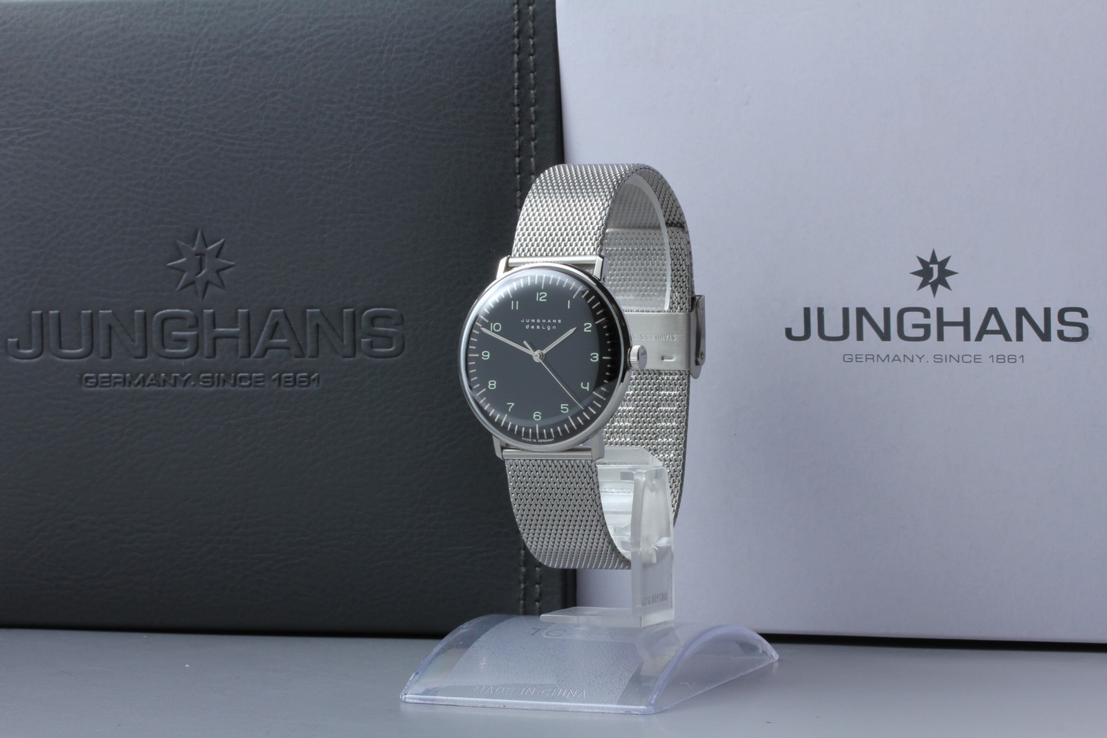 Junghans Max Bill 27/3702.02 Manual Wind 34mm Full Set Box Papers