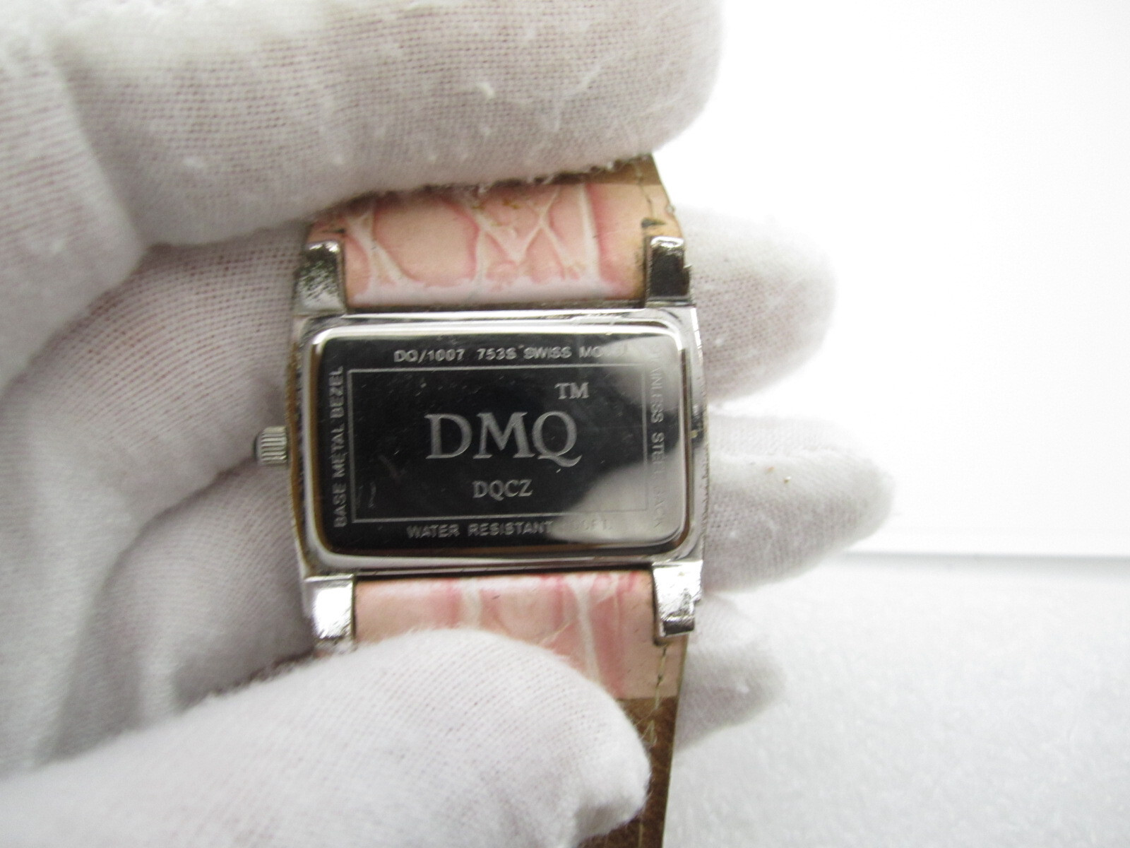 Women DMQ Quartz WR Analog 33mm Watch (H300) “New Battery”