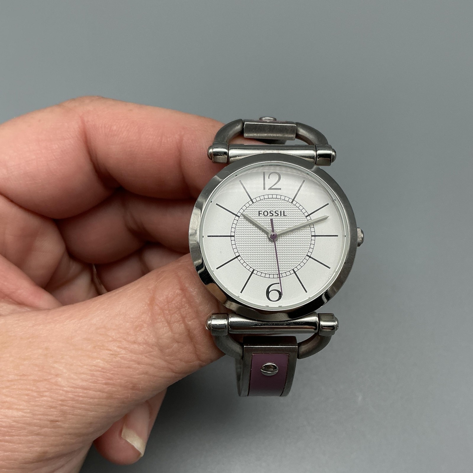 Fossil ES-2472 Womens Watch 30mm Silver Tone Purple Inlay Stainless New Battery