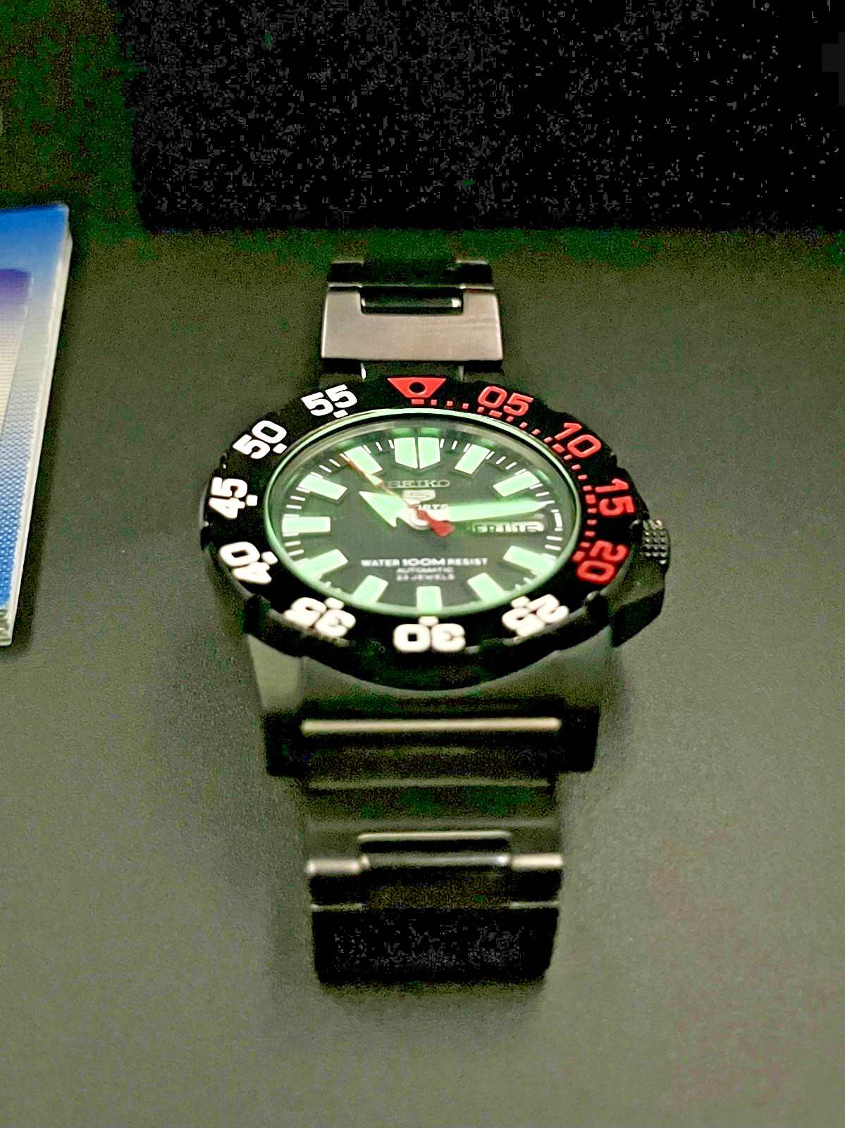 RARE Near Mint Fullset Seiko “Baby Monster” Black PVD Automatic Men’s Watch