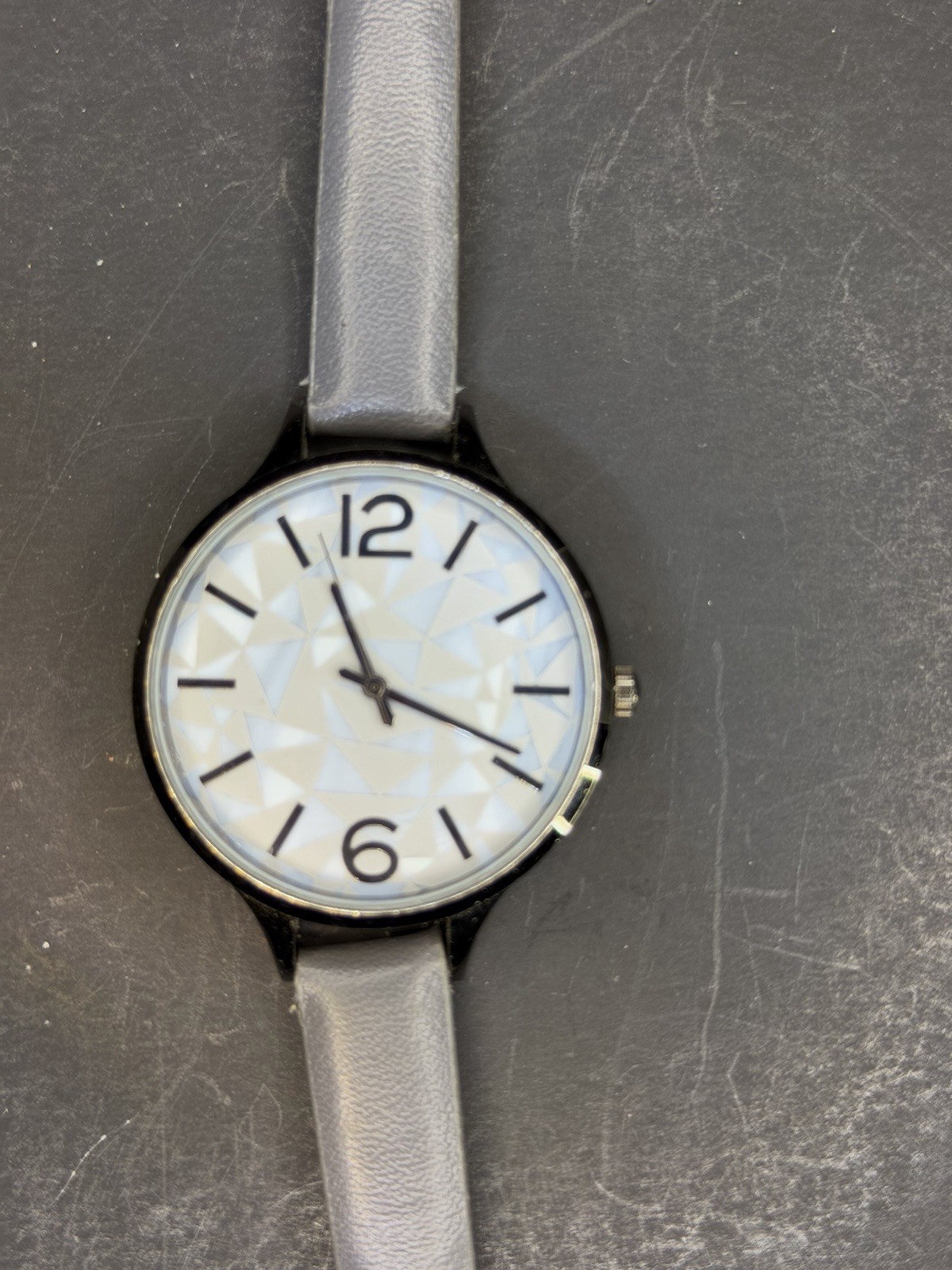FMD 38mm Women’s Silver Case NEW BATTERY Geometric Dial Gray Leather Strap 1003