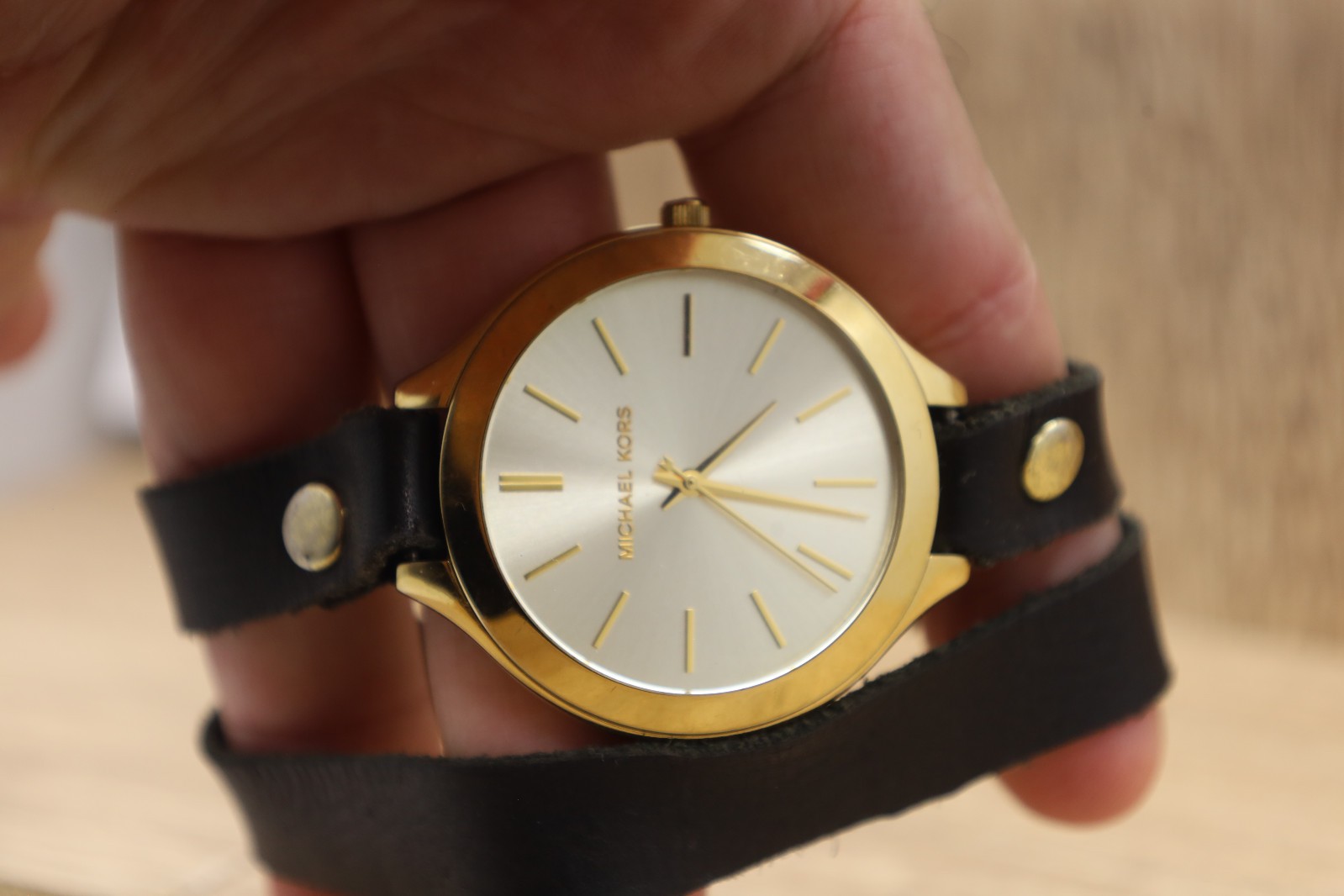 Ladies Michael Kors Runway MK-2309 Watch 41mm Wraparound Strap New Bat