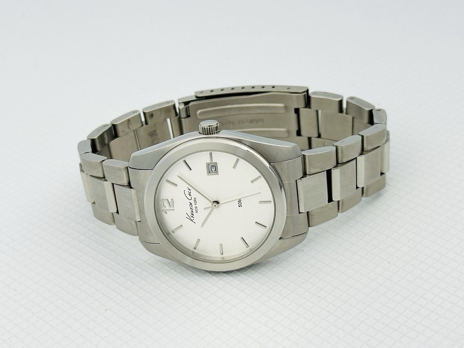 Kenneth Cole New York KC7010M Mens Silver White Stainless Steel Bracelet Watch