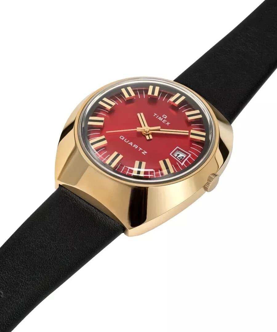 New Timex Q 1972 Reissue Quartz Burgundy Dial Men’s Watch TW2V25400