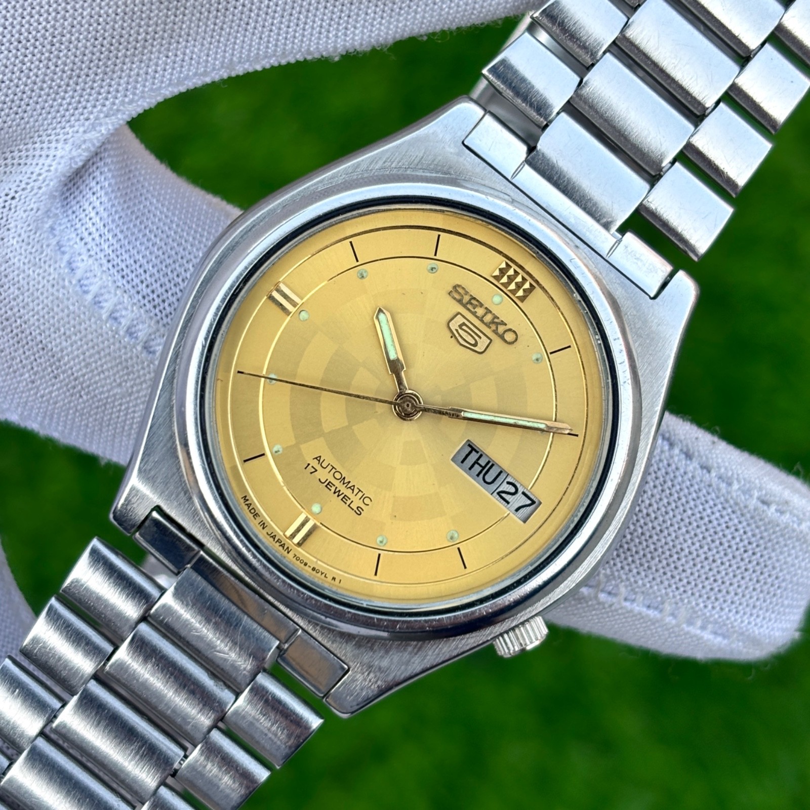 Vintage Seiko 5 Golden Sunburst Dial Automatic Japan Made Men’s Watch 7009-3171