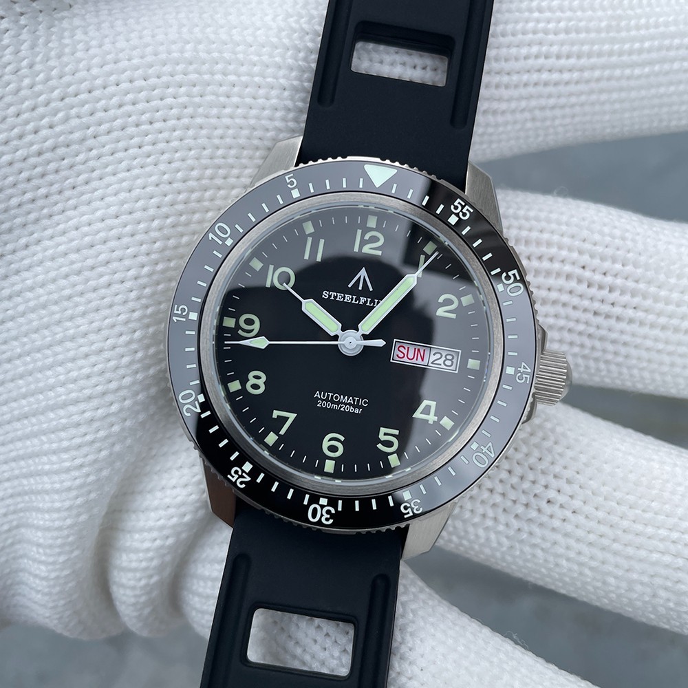 Steeldive Steelflier SF787, Classic Pilot, NH36, Sapphire, Lume, Diving, Rubber