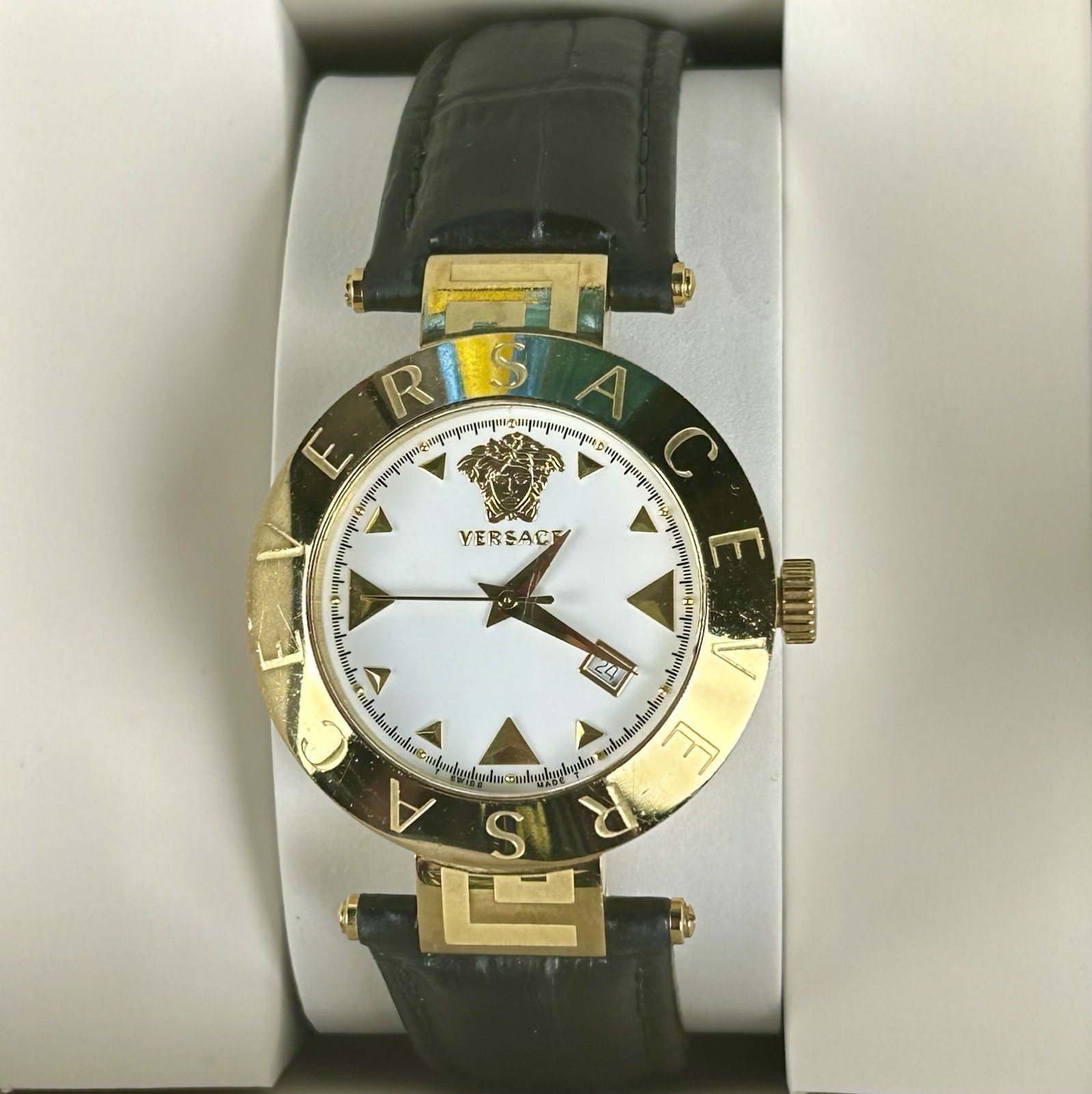 Versace 34mm XLQ Swiss Quartz Medusa Watch. White Dial. Date. Black Leather Band