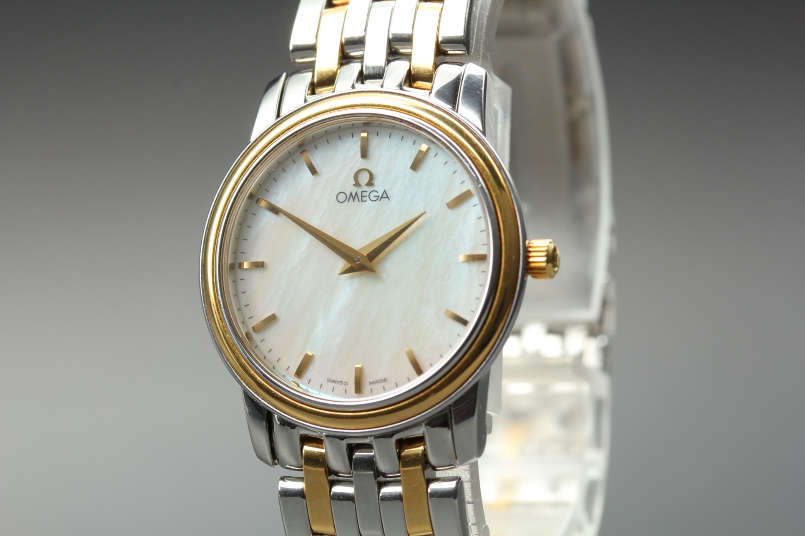OMEGA De Ville Prestige Cal 1470 Two-Tone Gold & Silver MOP Dial Women’s Watch