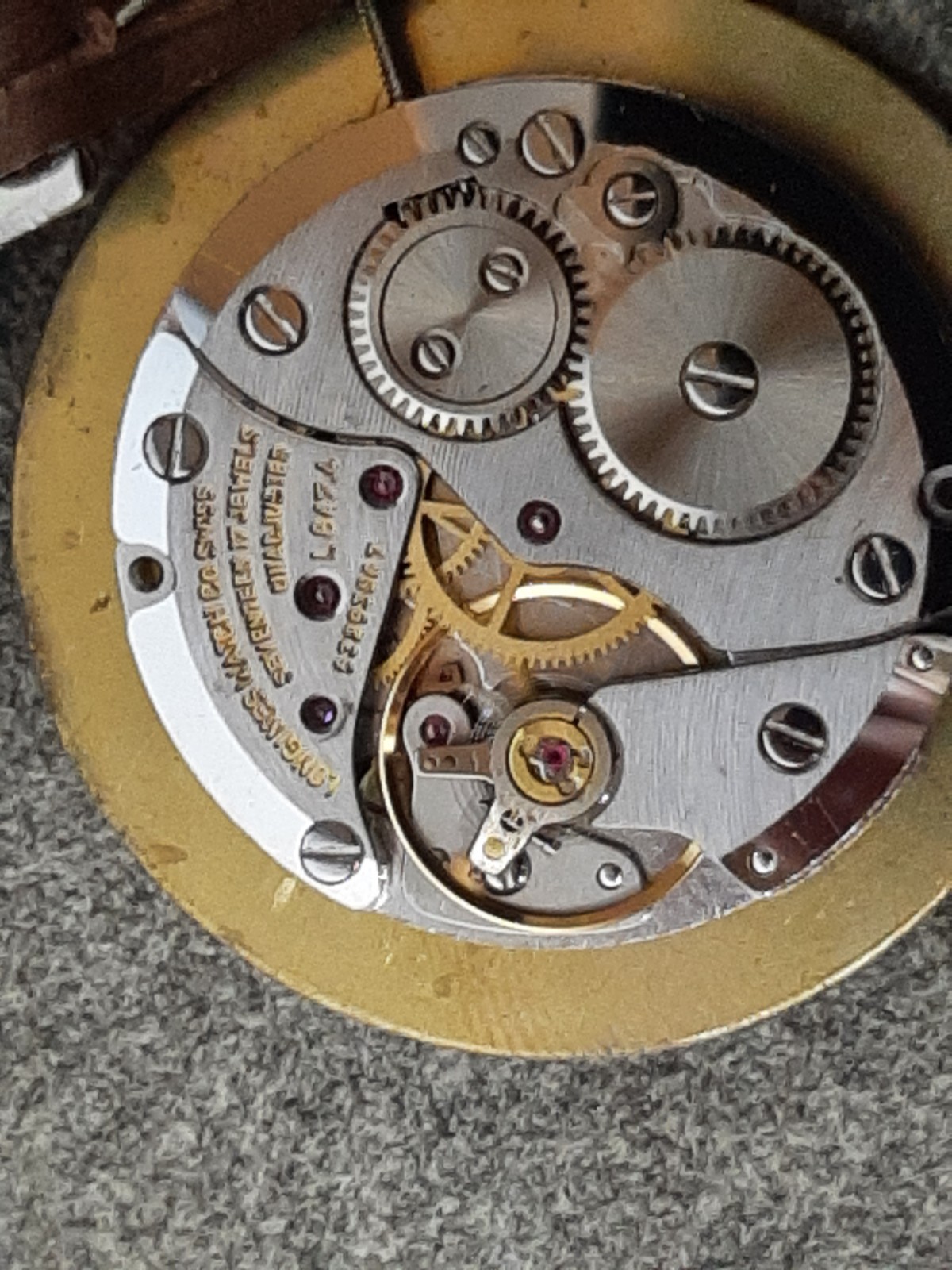 LE GRAND CLASSIQUE DE LONGINES. EXTRA-FLAT MANUAL Cal. 847.4 70s
