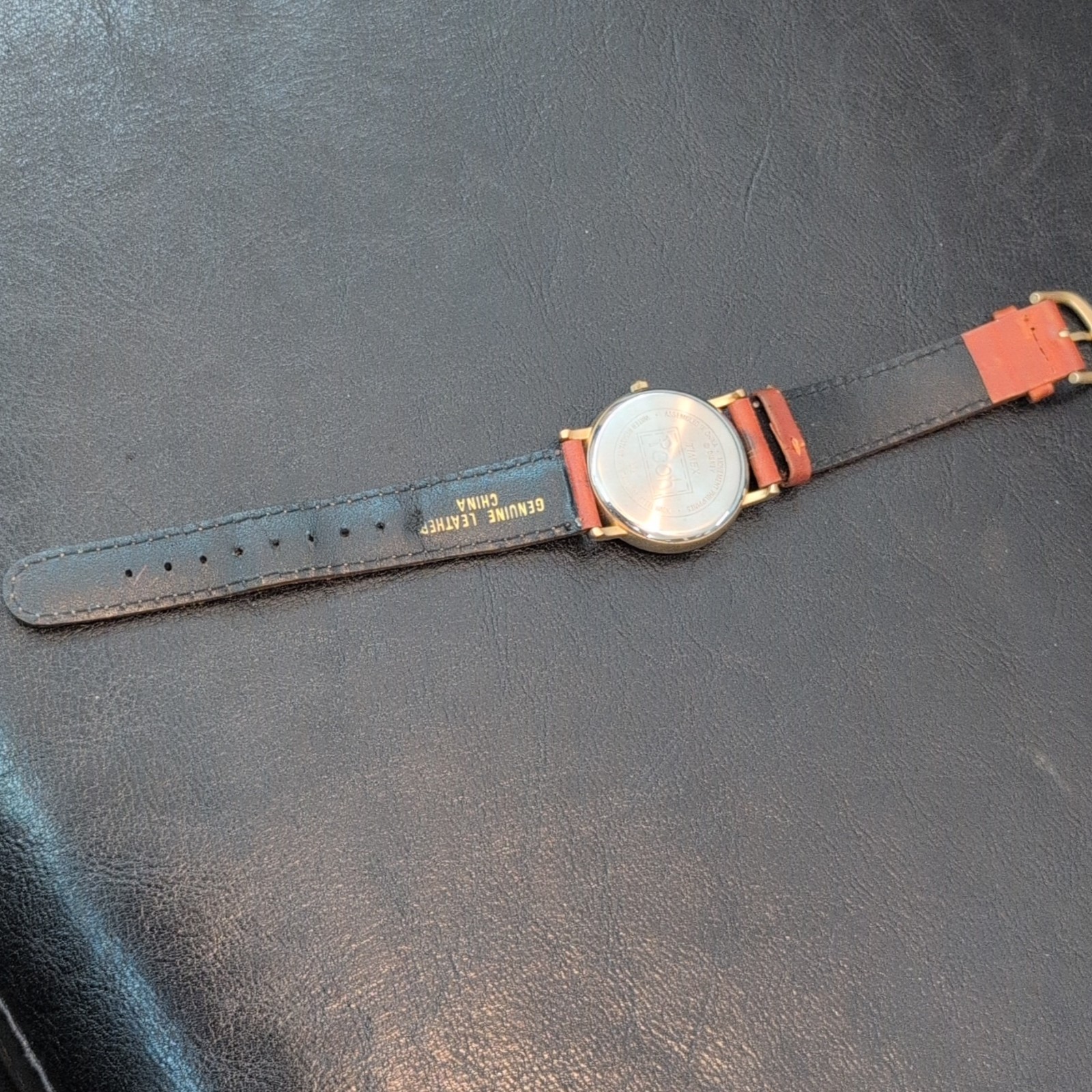 Disney Winnie the Pooh Vintage Quartz Analog Watch Brown Timex Rare Vintagewatch