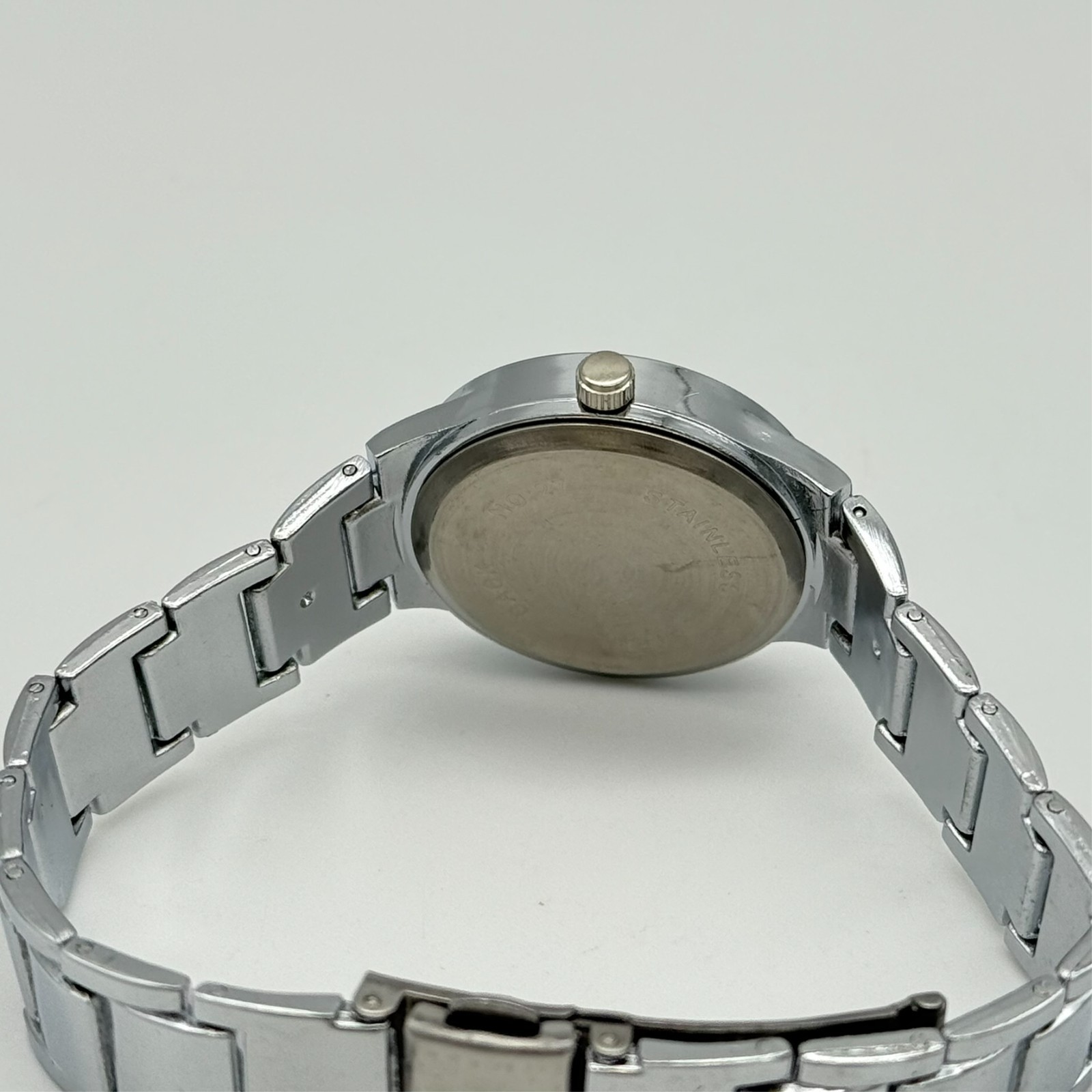NEW Women’s HARD ROCK CAFE “Platinum” Biloxi Casino Silver Tone Watch, Gray Dial