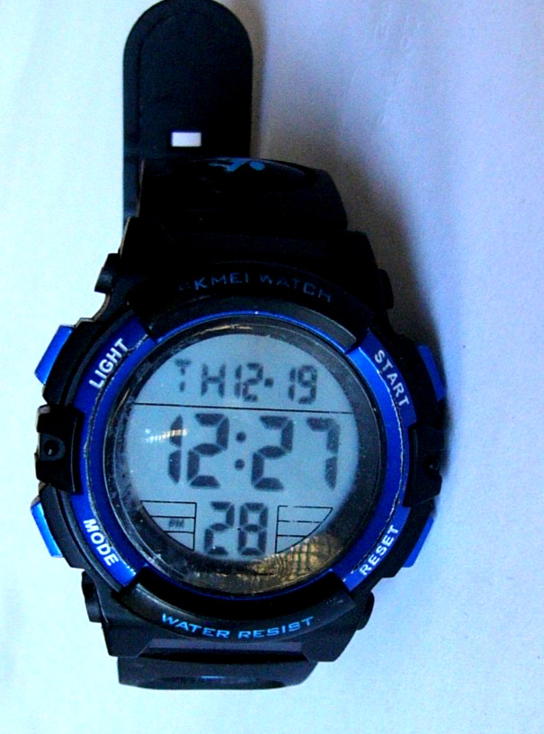 SKMEI Digital Day Date Alarm Light Up Dial Round Case Black Silicone Band Watch