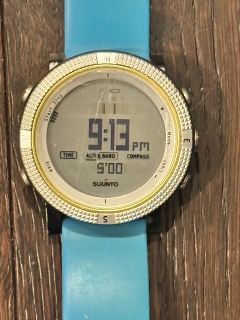 SUUNTO Core Watch Altimeter Barometer Compass Temperature Weather