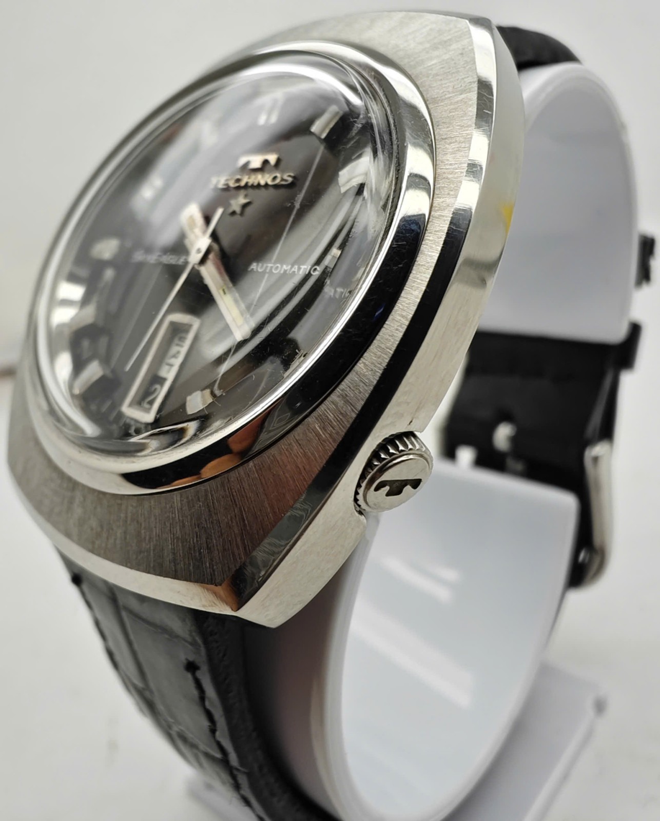 Vintage Technos Sky Eagle Automatic 2630 Day-Date Stainless