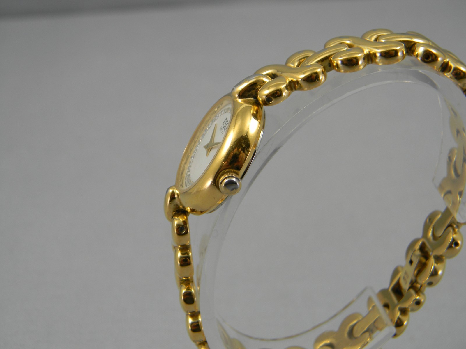 ESQ Swiss Watch Women 4 Jewel 23mm Gold Tone Clasp Band New Battery 6.75″