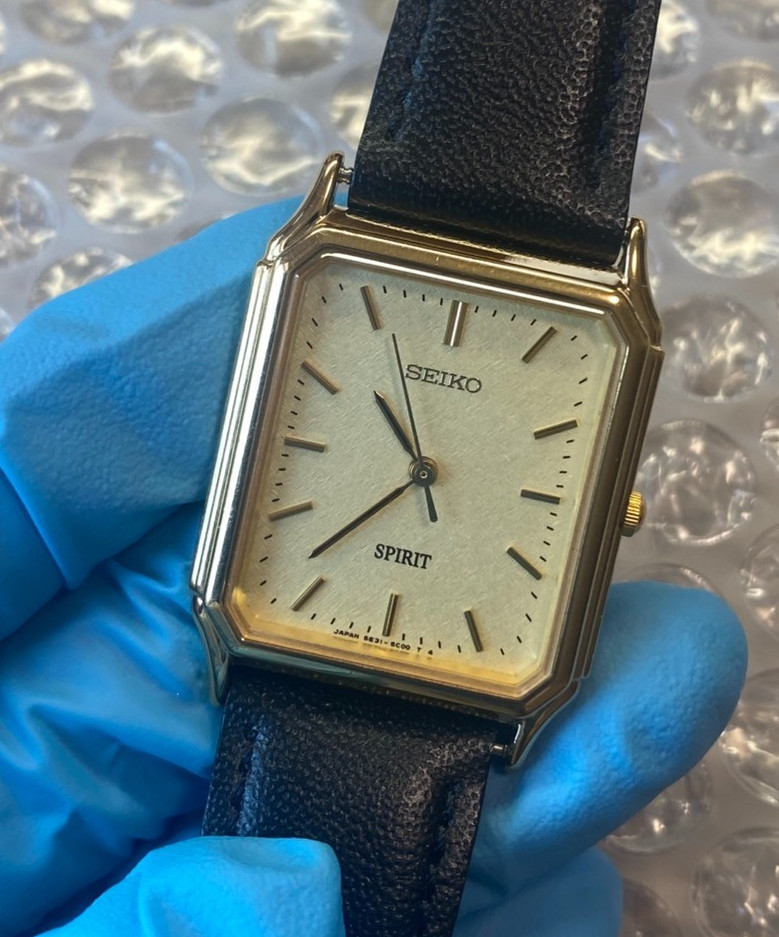 Vintage SEIKO SPIRIT 5E31-5B60 Gold Dial Square Quartz Men’s Watch JAPAN