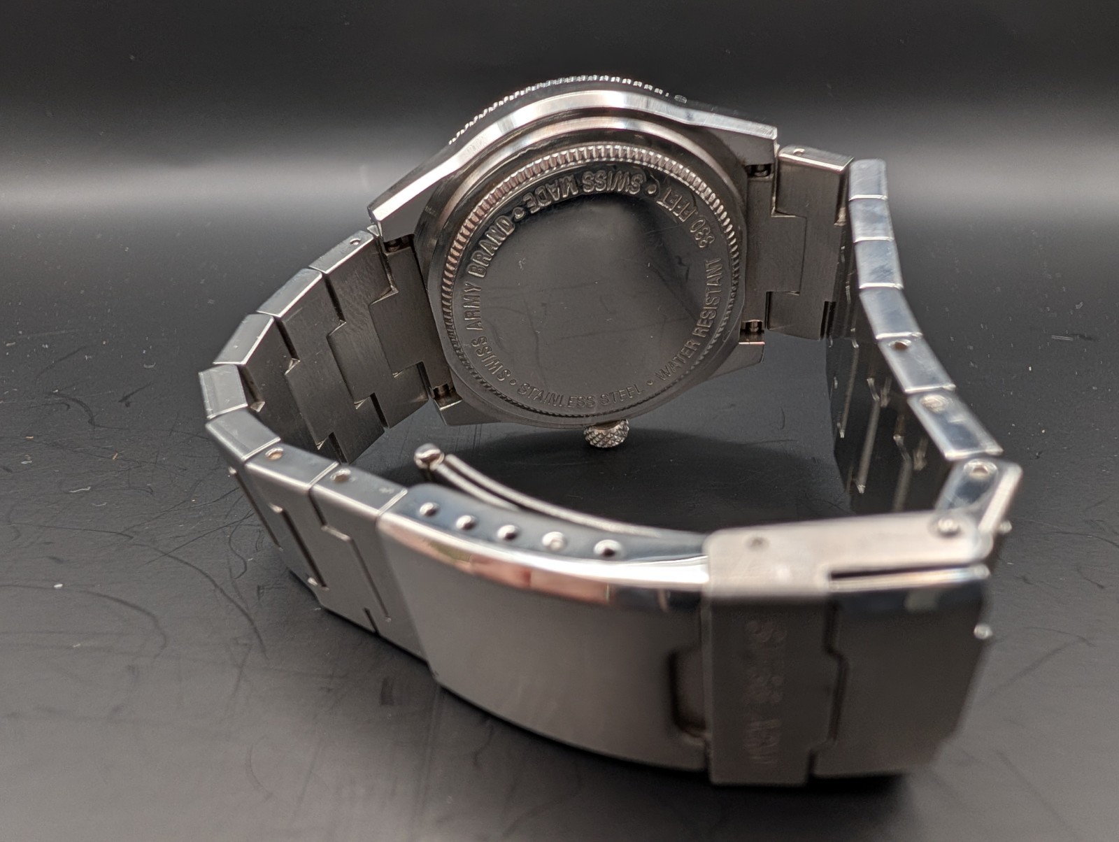 Victorinox Swiss Army Lancer 100 Men Military Quartz Watch G2U