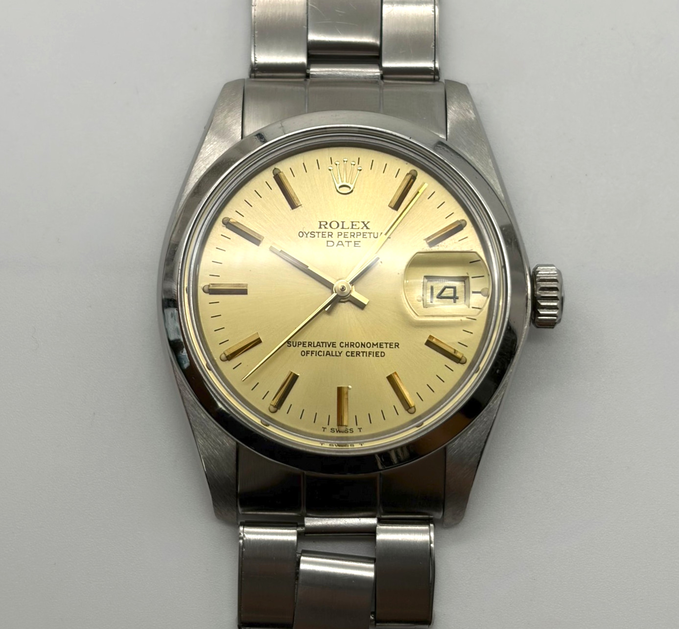 Rolex Oyster Perpetual Date 1500 34mm Champagne Dial 1976 Vintage Auto