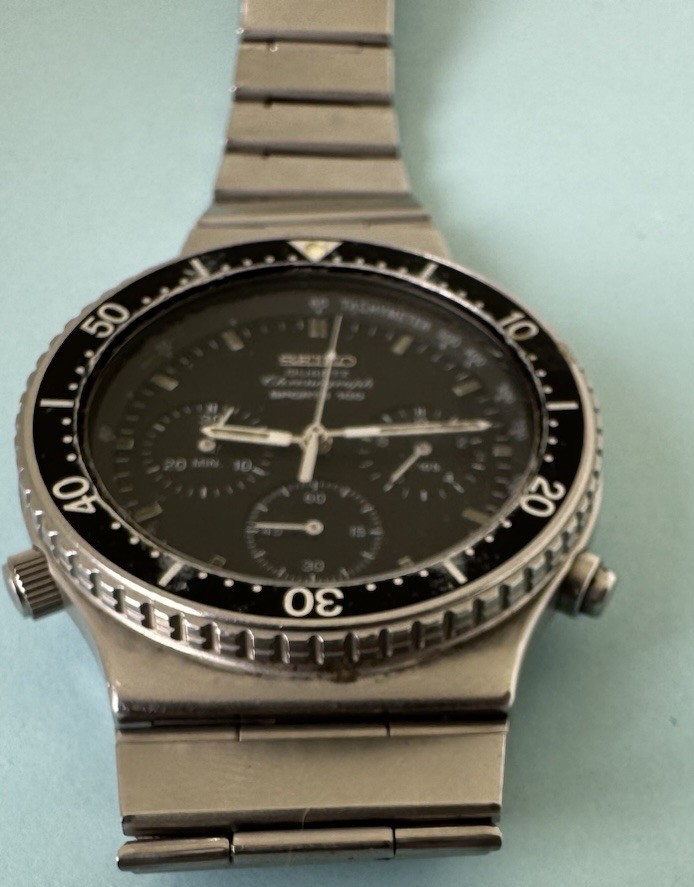 Seiko 1980’s 7A28-7049 Quartz Chronograph Sports 100 15 Jewel Watch(Read descrip
