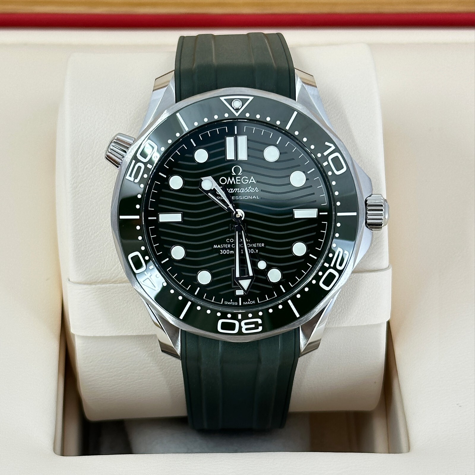 Omega Seamaster Diver 300, Green Dial, 210.32.42.20.10.001, Unworn Complete 2023