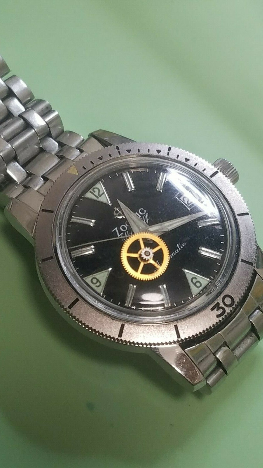 Zodiac watch cannon pinion tightening (Sea Wolf, GMT etc). Service.