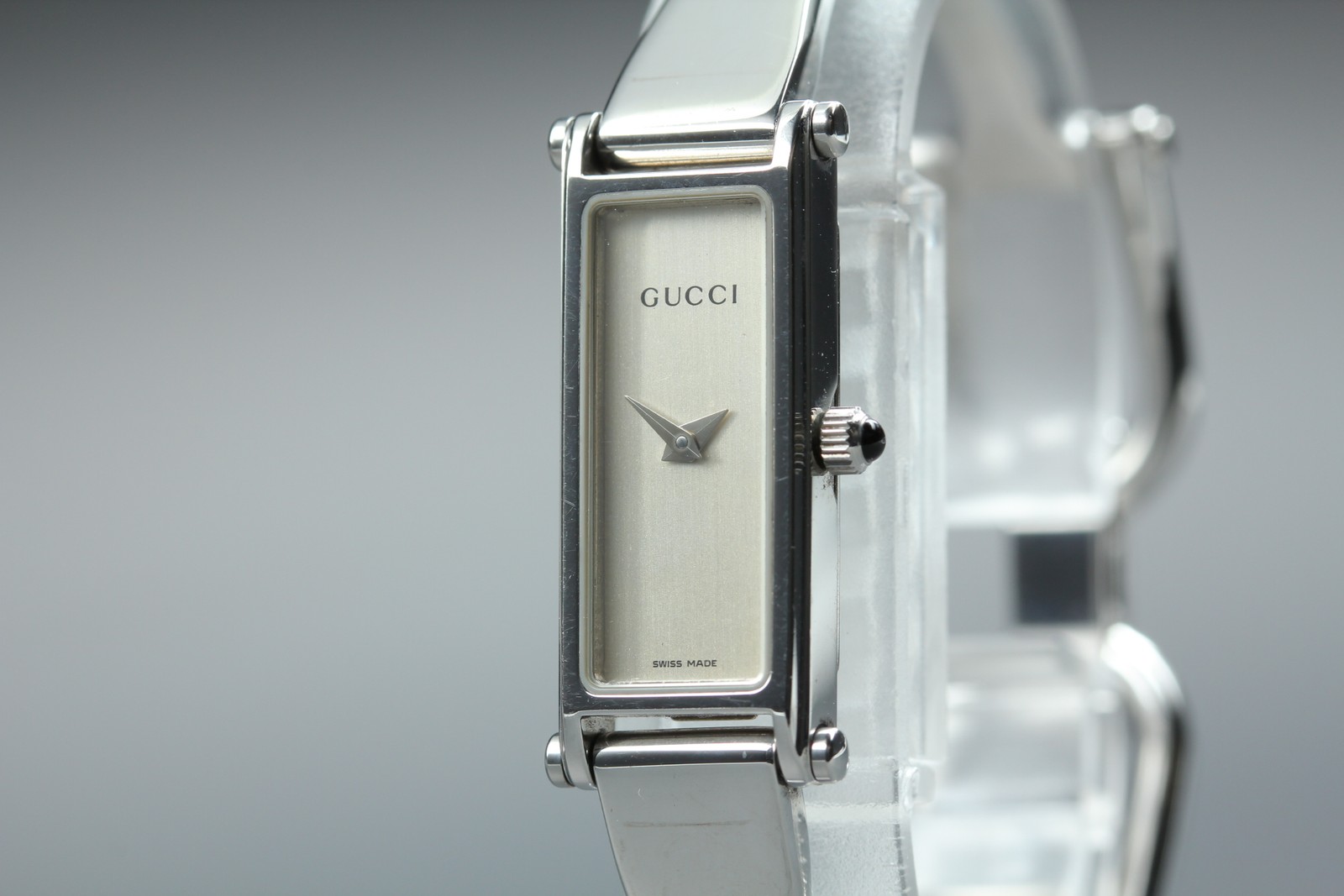 [Near MINT] GUCCI 1500L 12mm Silver Dial Quartz Woman Vintage Bangle Watch