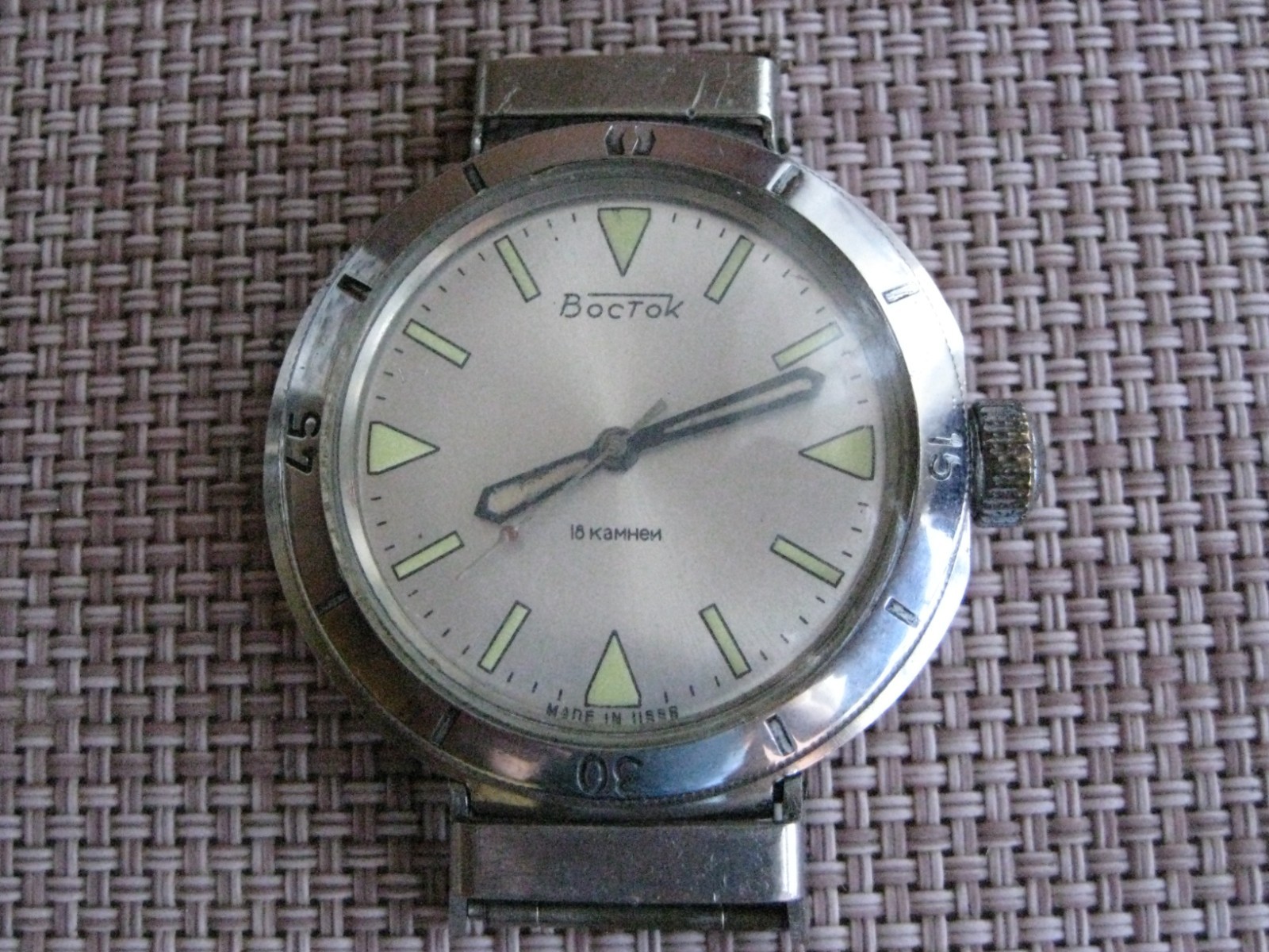 Vintage Vostok Amphibian 2209 USSR 18 Jewels Manual Wind 20ATM Rare Early Model