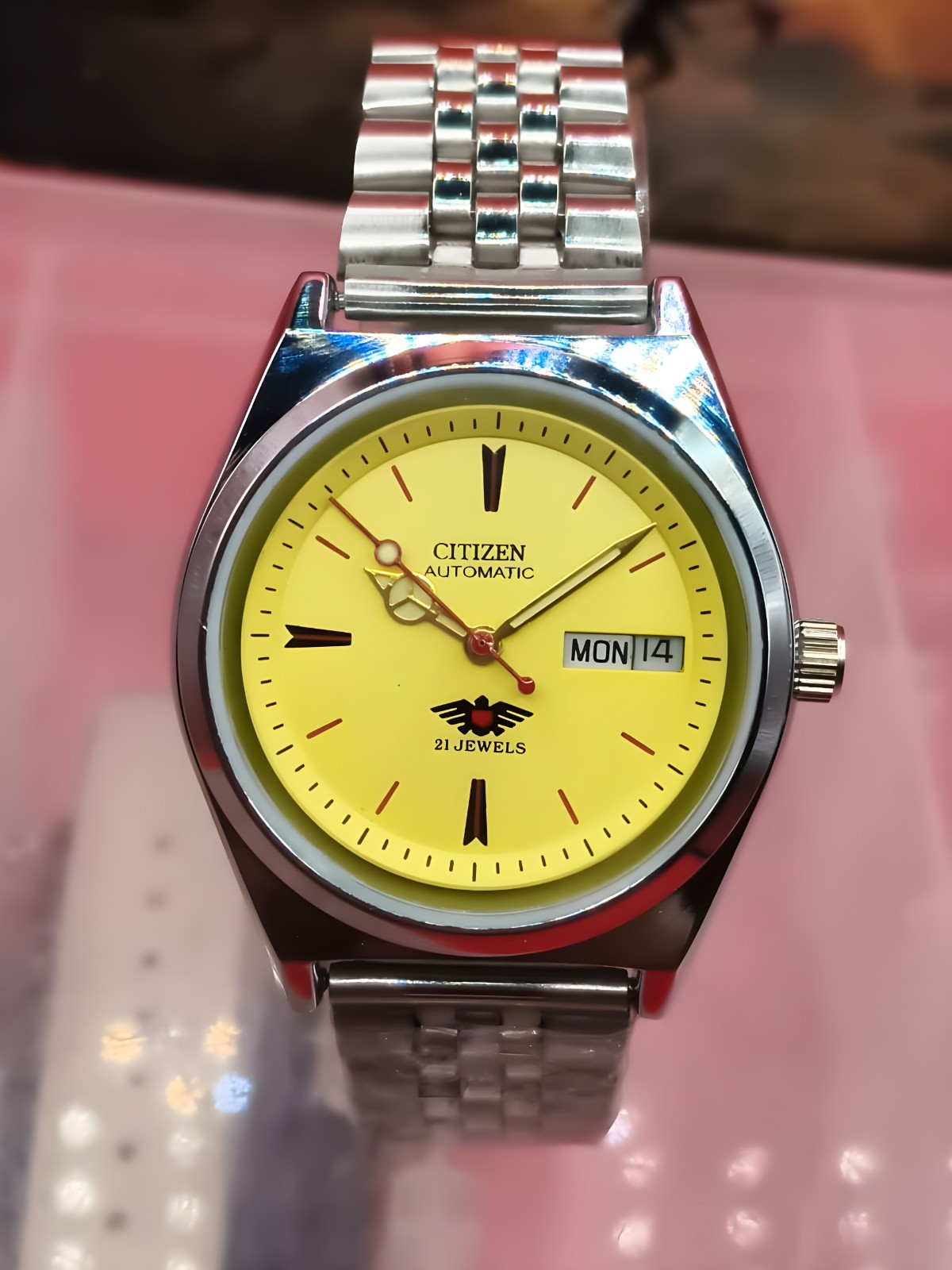 Automatic 8200 21Jewels Restored Dial Yellow DayDate Mens Japan Watch Vintage 42
