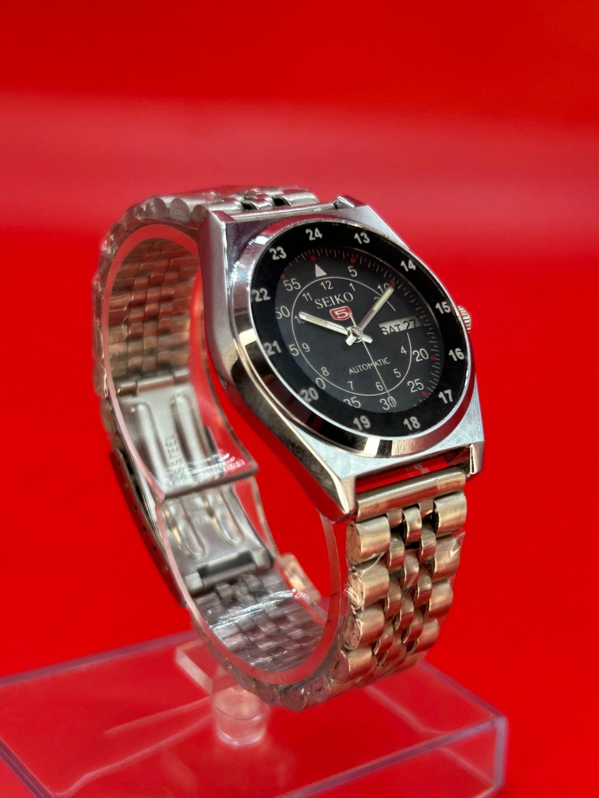 Automatic Seiko Refurbished Black Dial Day / Date Men’s Wrist Watch Japanese