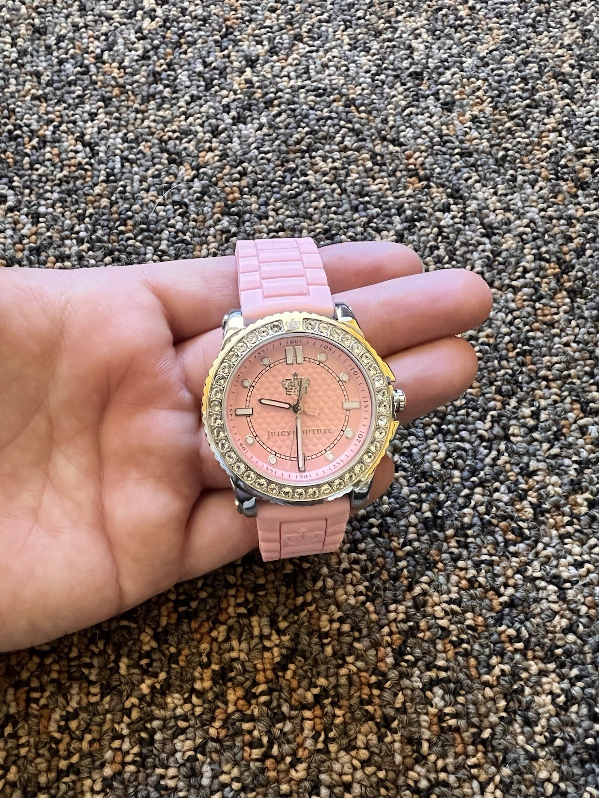 Juicy Couture Women’s Quartz Analog Watch Pink Silicone Strap 40mm 30m