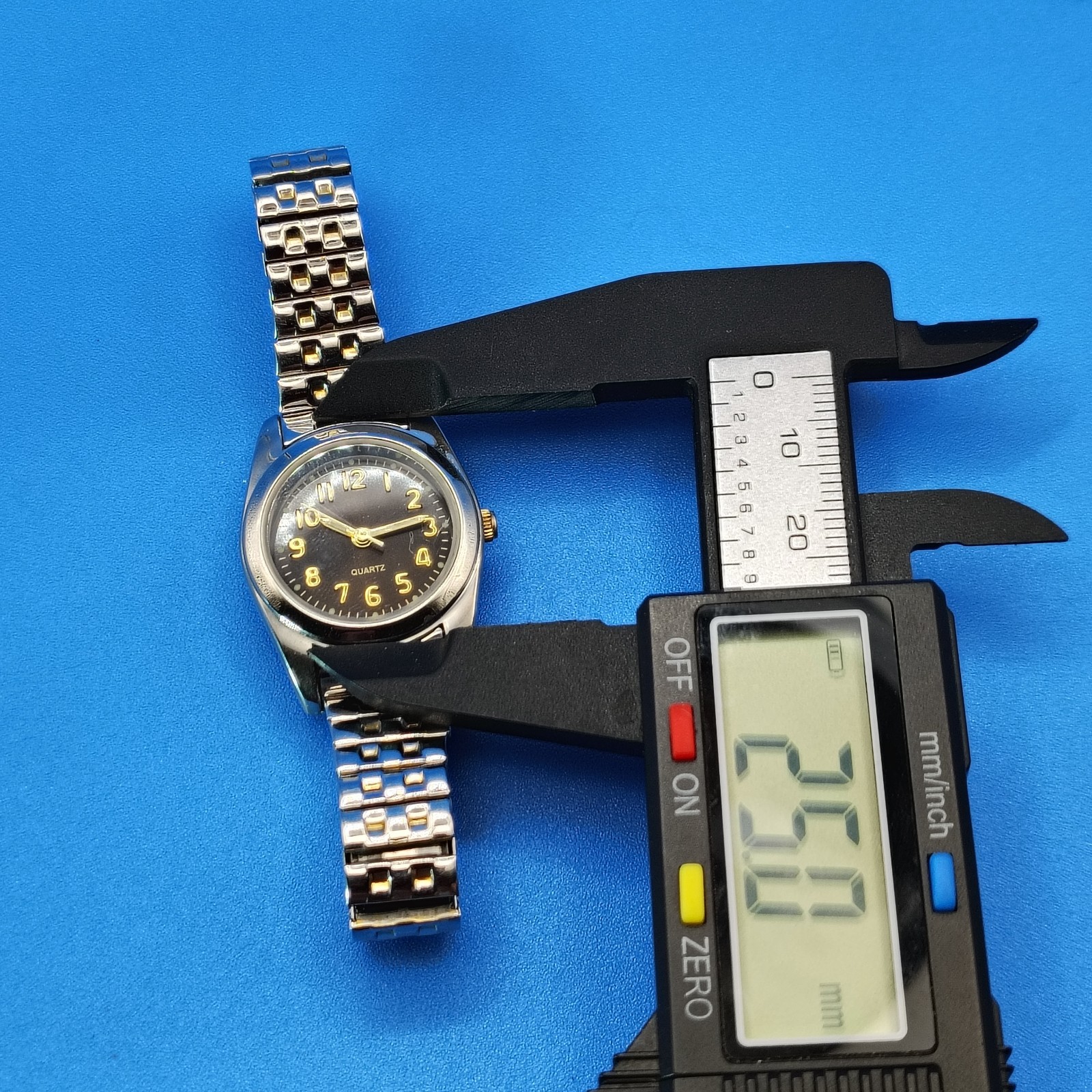 Vintage 1993 Movt 2035 Women’s Quartz Fashion Watch Sunburst Dial Lume Hands