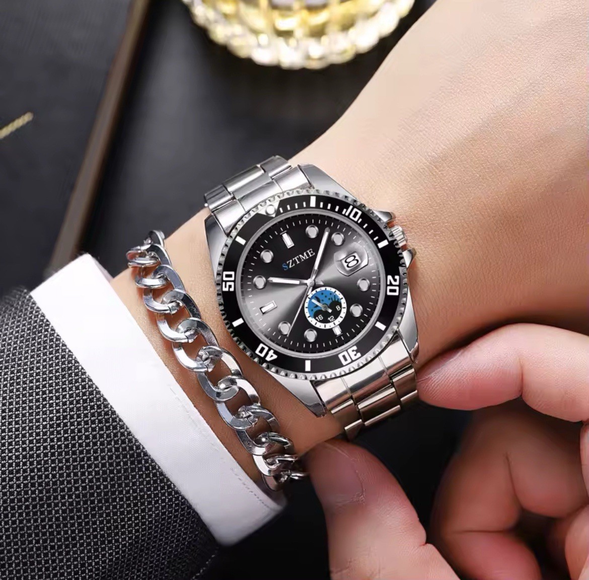 Men Quartz Watch Stainless Steel Luxury Sports Calendar Night Light Leisure Gift