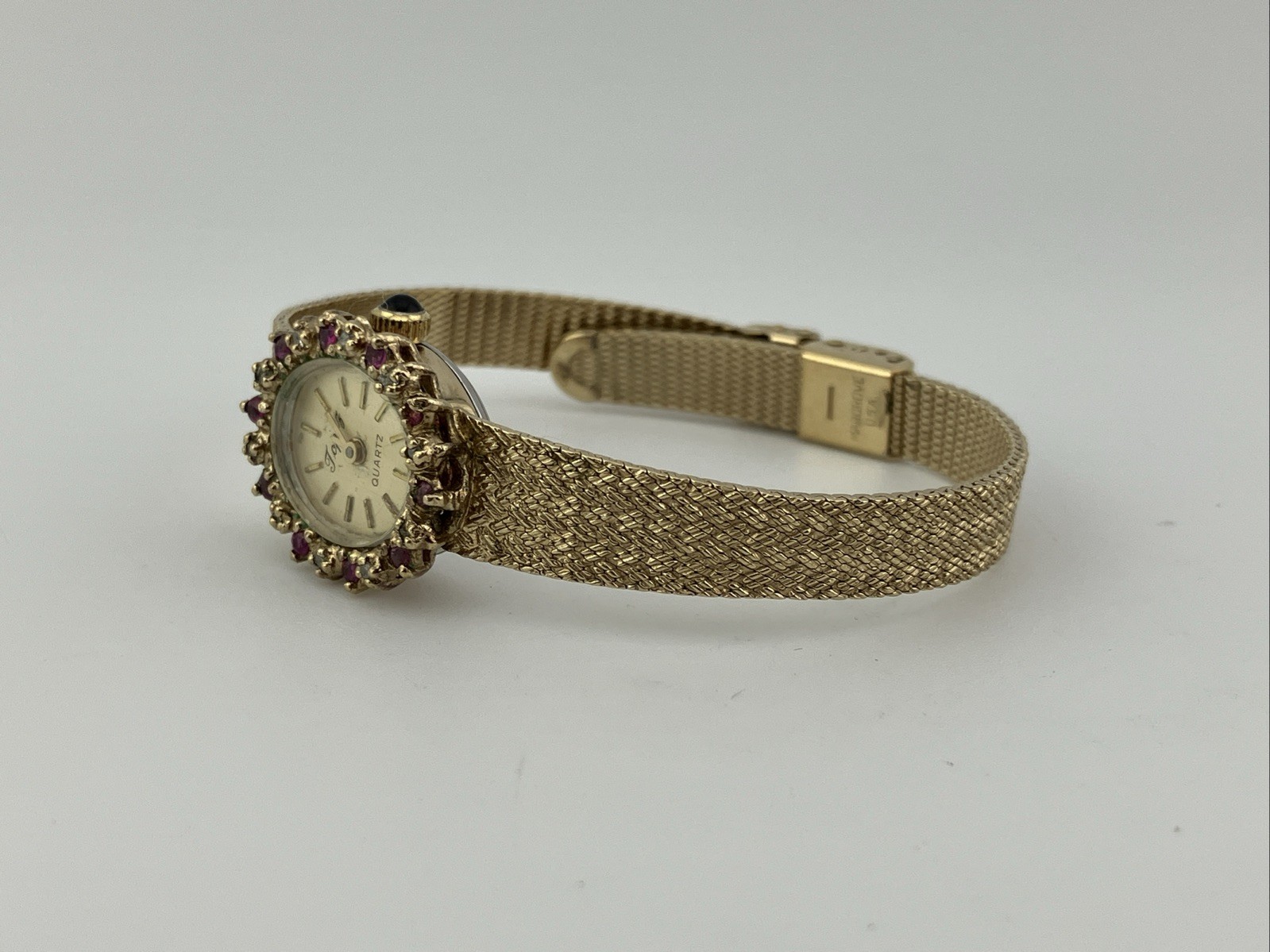 Vtg Topaz Ladies 18mm Watch Gold Tone Diamond & Red Ruby Bezel Adjutable – RUNS