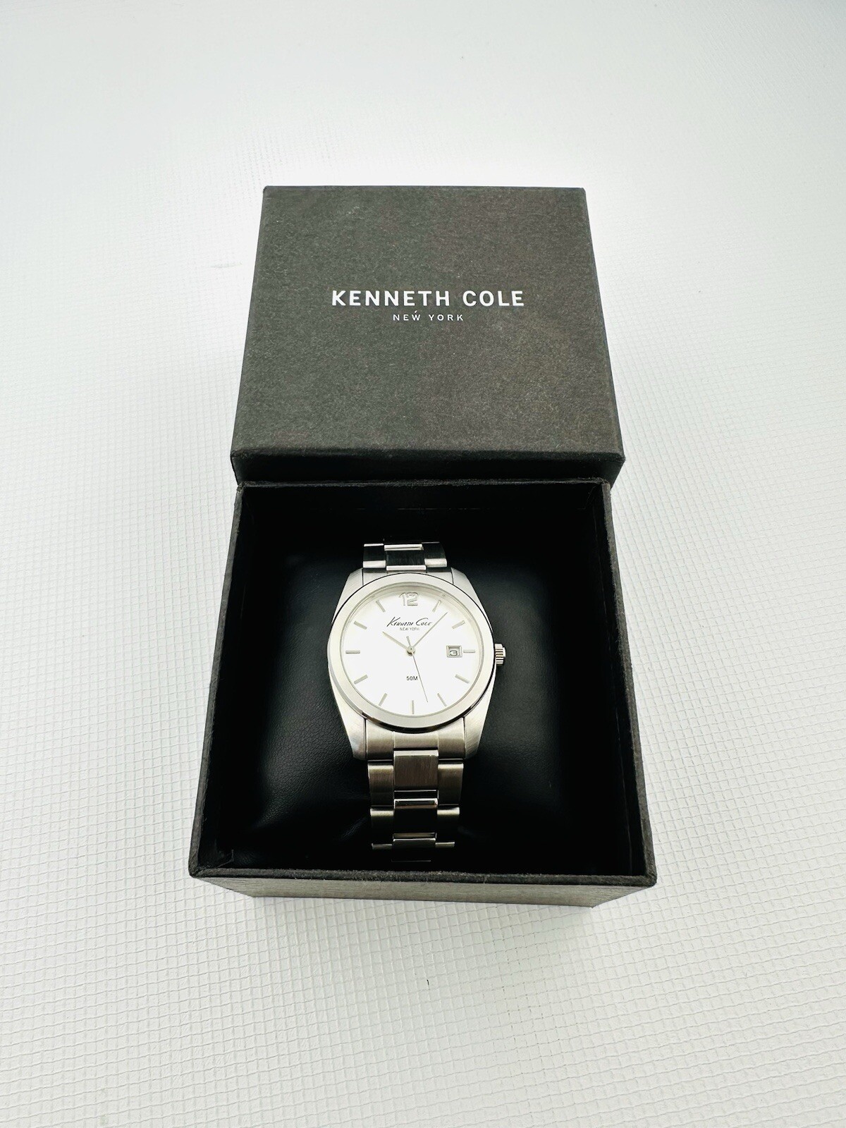 Kenneth Cole New York KC7010M Mens Silver White Stainless Steel Bracelet Watch
