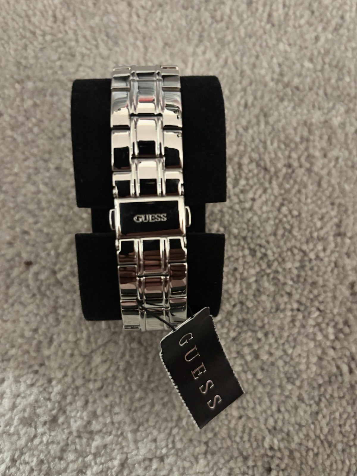 GUESS U0910L1 Trendy Heart Silver Tone Women’s Watch