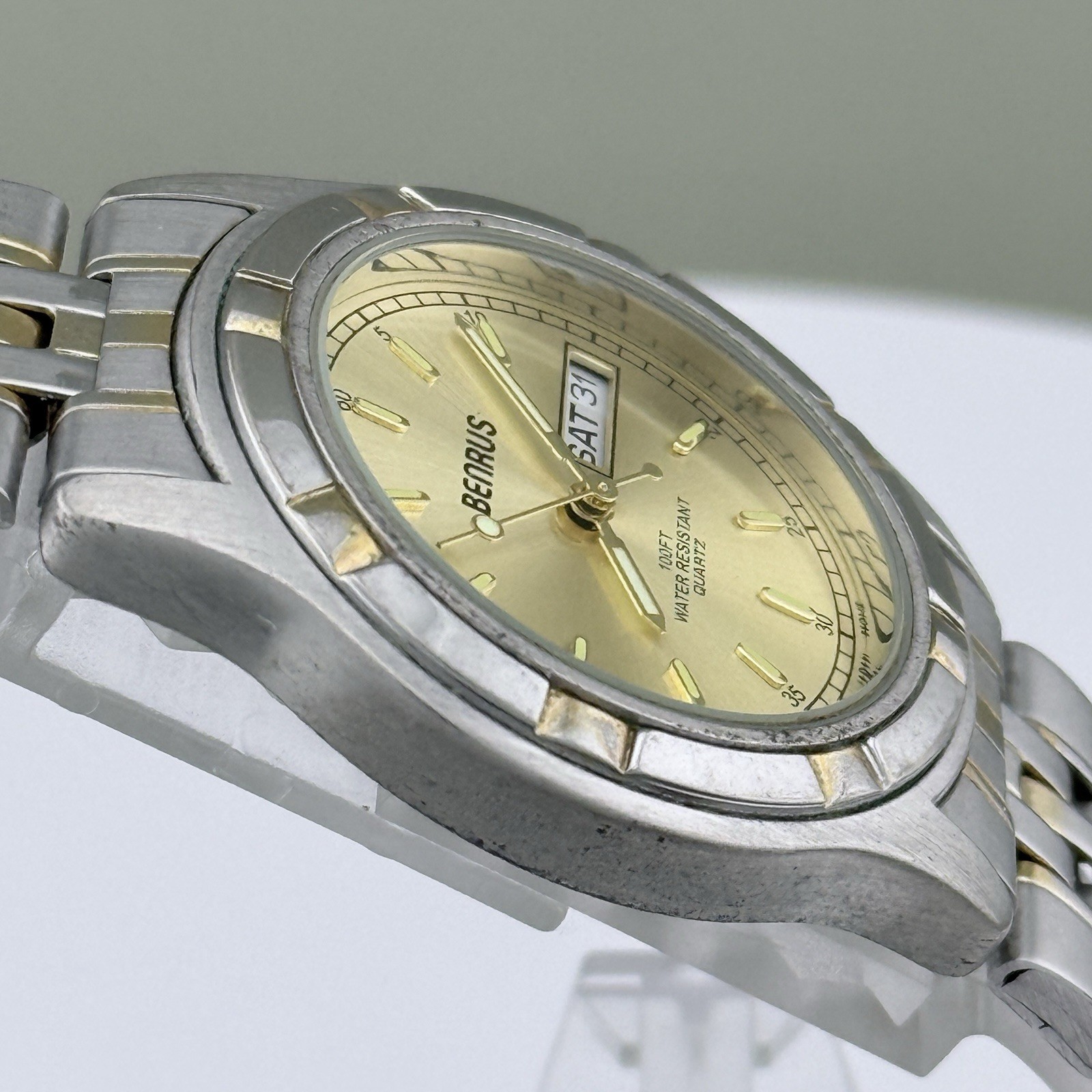 Benrus Two-Tone Quartz Watch Radial Sunburst Gold Dial Day Date 36mm Vintage